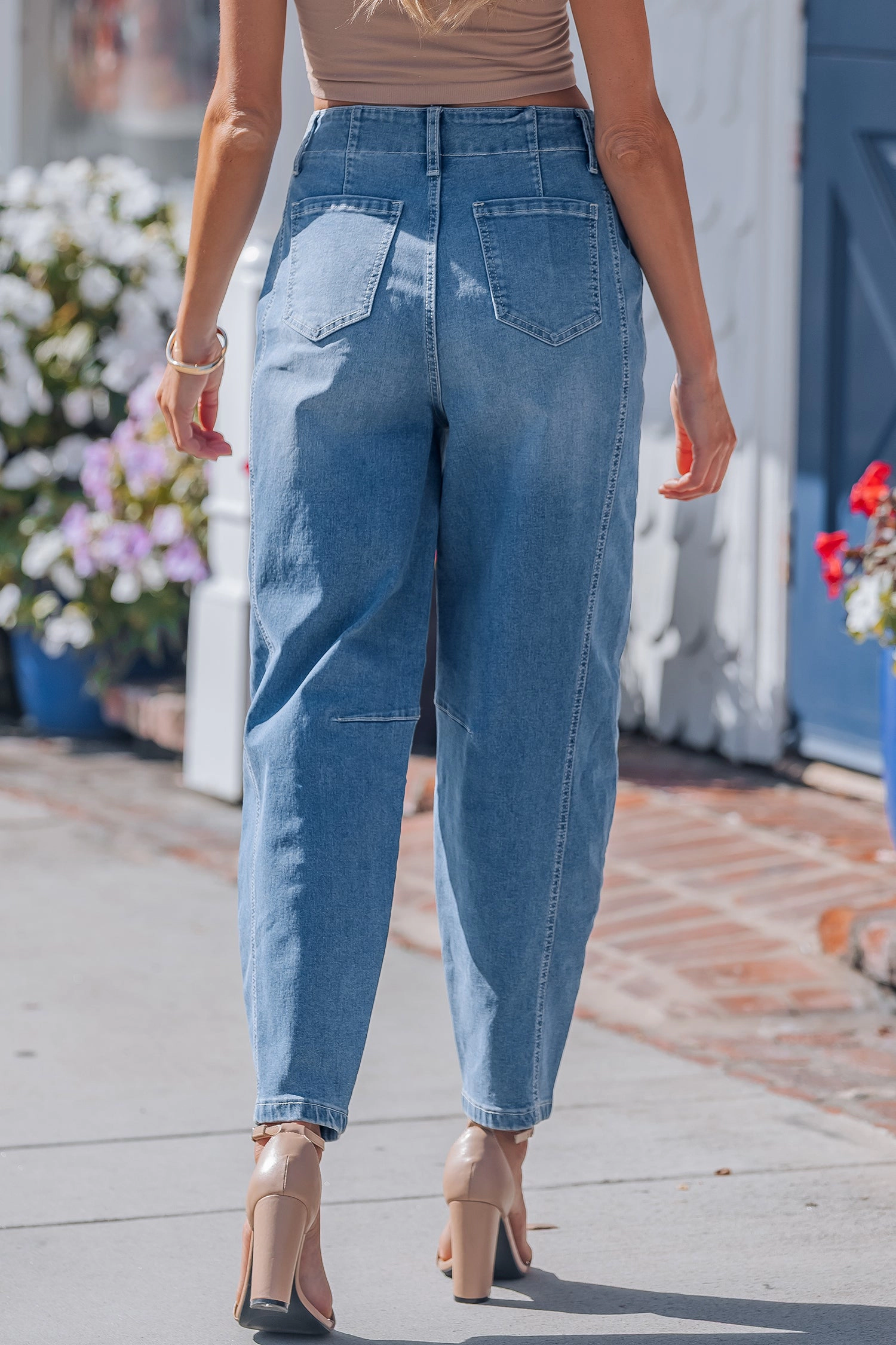 Threaded Pear Womens Hana Wash Cuffed Barrel Jeans - Mid Rise Sky Blue