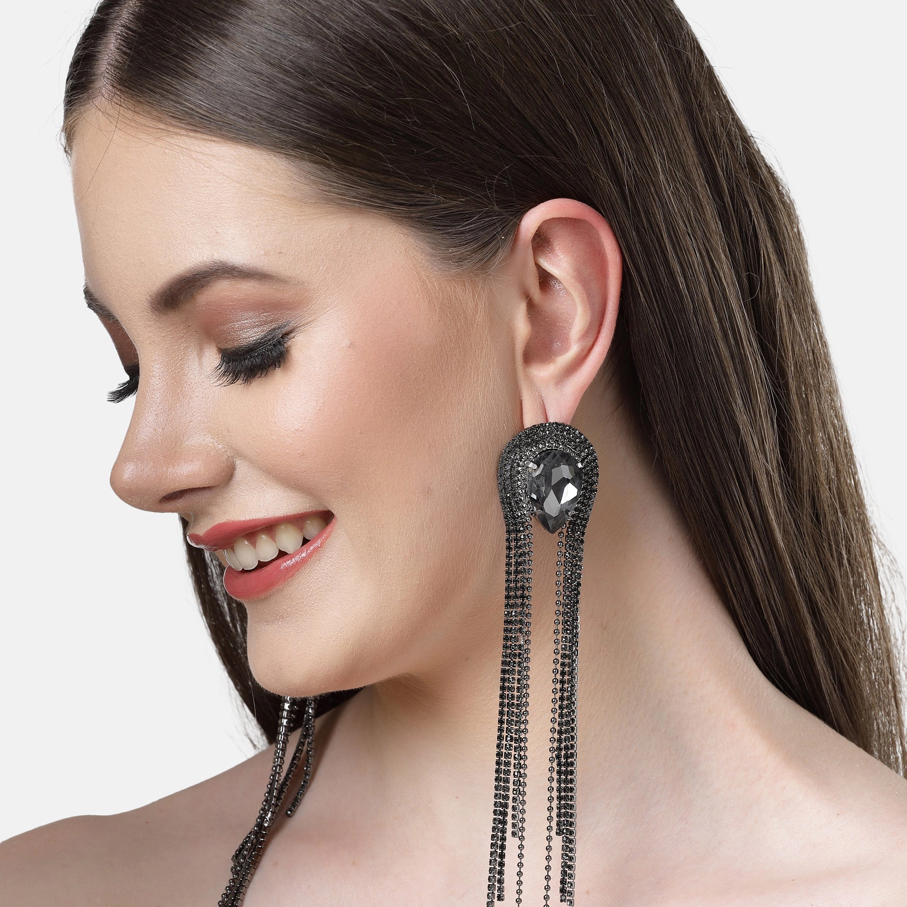 AGP PARIS Womens Diva Collection Long Chain Drop Earrings