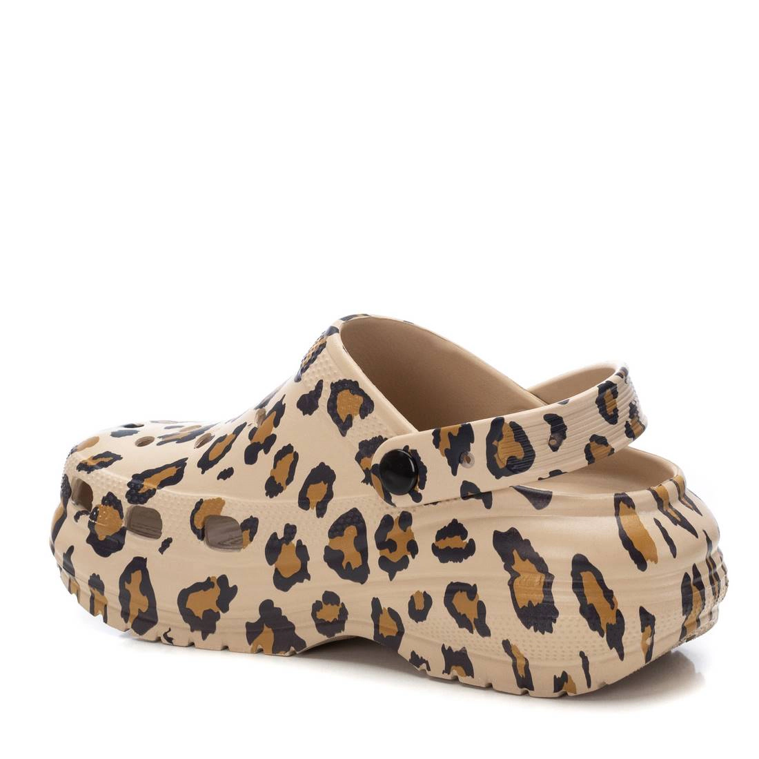 XTI Women's Platform Clogs Beige