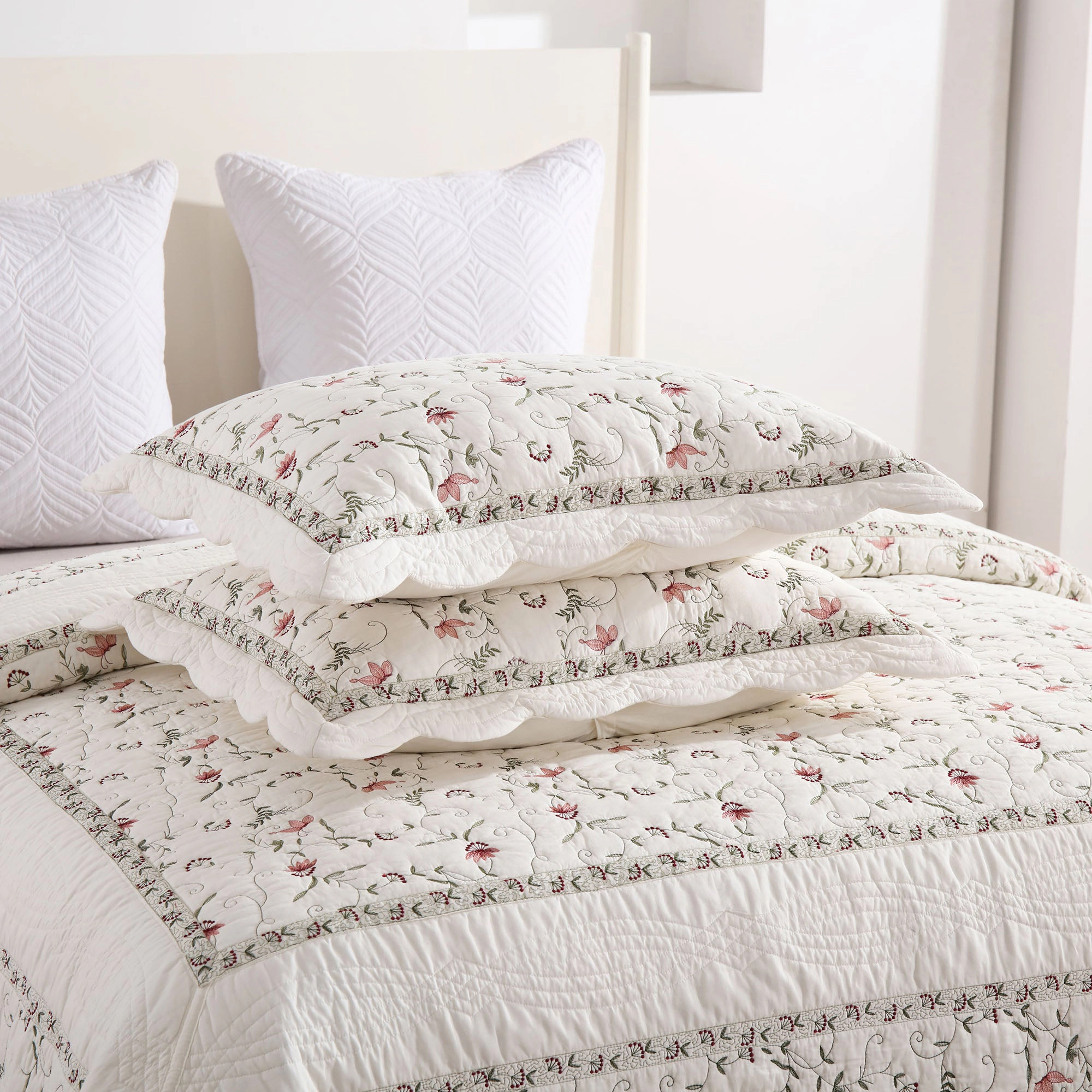 MarCielo 3 Piece Oversized 100% Cotton Embroidered Floral Quilt Bedspread Set
