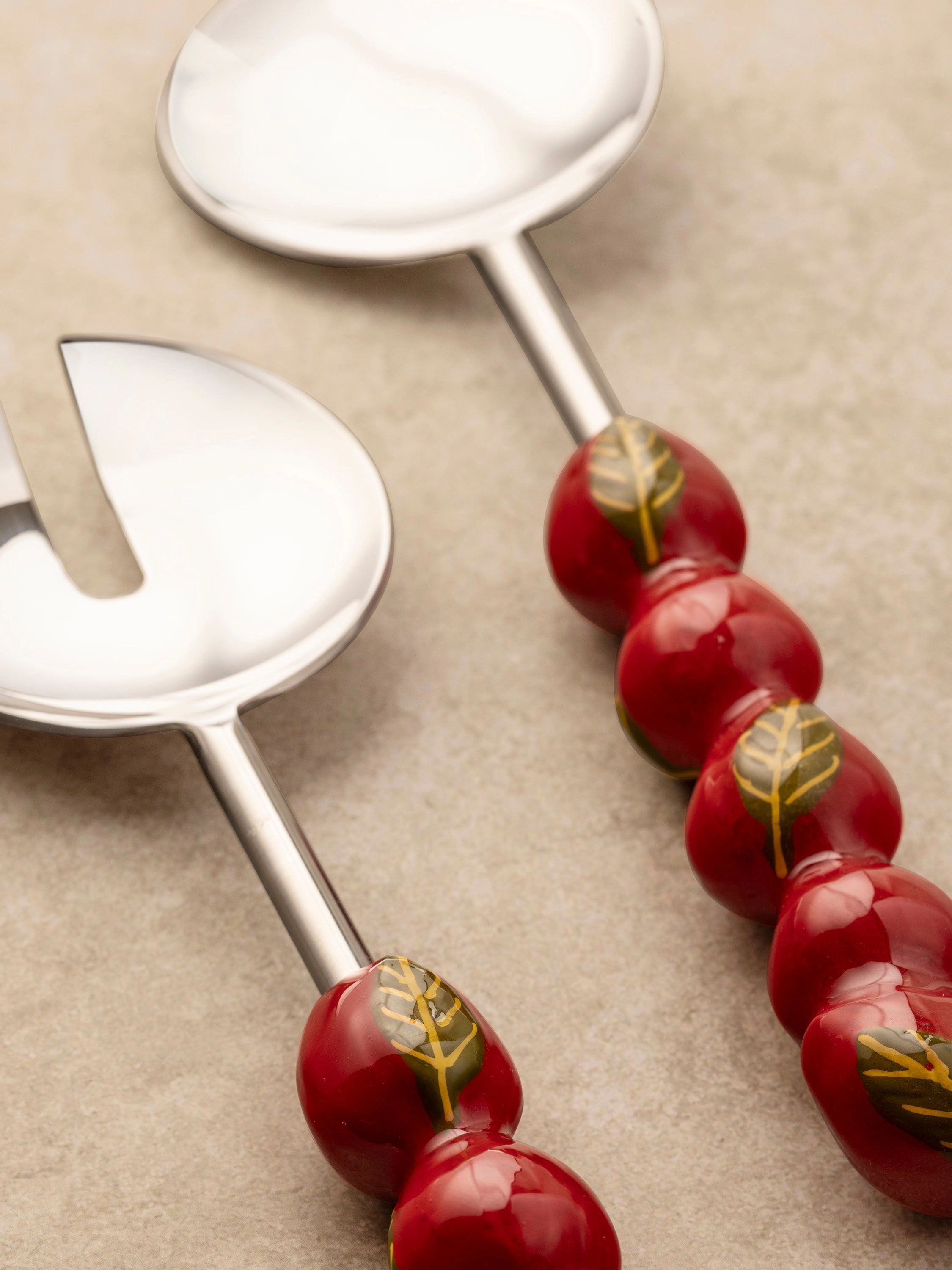 GAURI KOHLI Very Berry Salad Servers