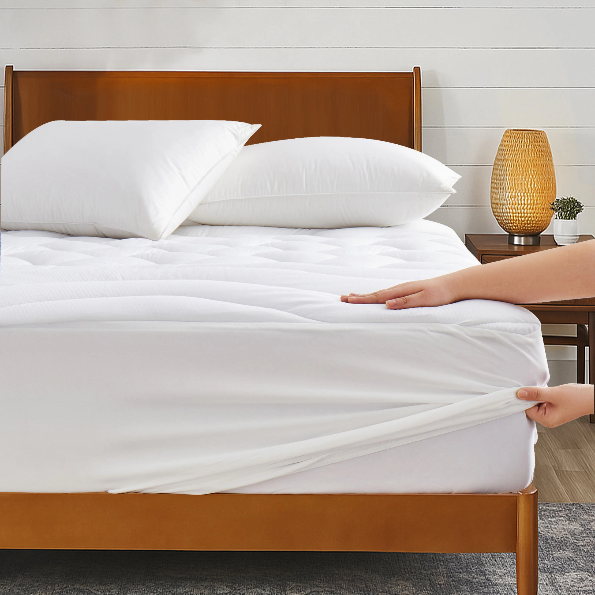 Unikome Cooling Waterproof Down Alternative Mattress Pad