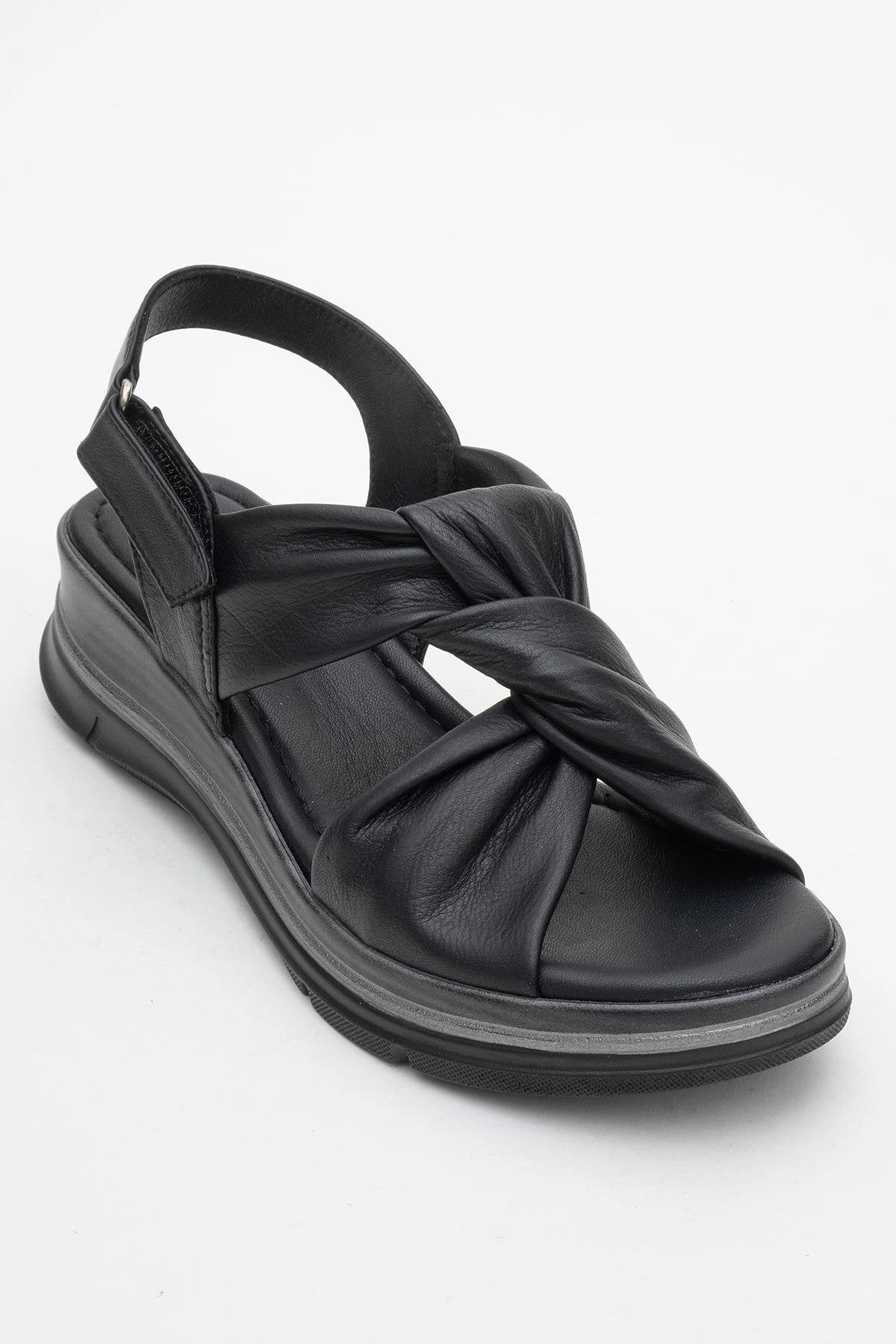 Forever & Always Womens Oara Leather Sandals