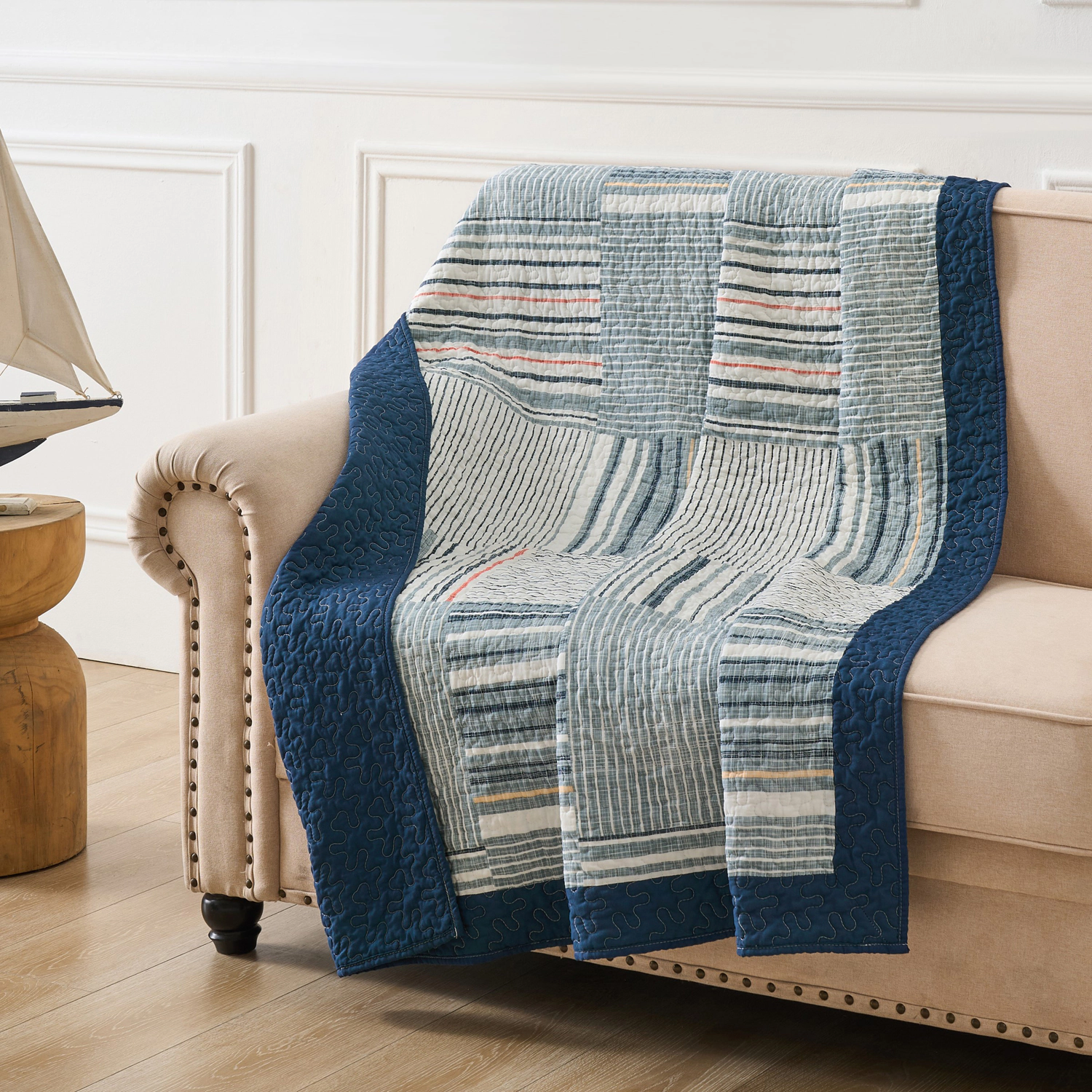 Greenland Home Fashions Voyage Cotton Blend Face Microfiber Back Accessory Throw 50x60 Blue