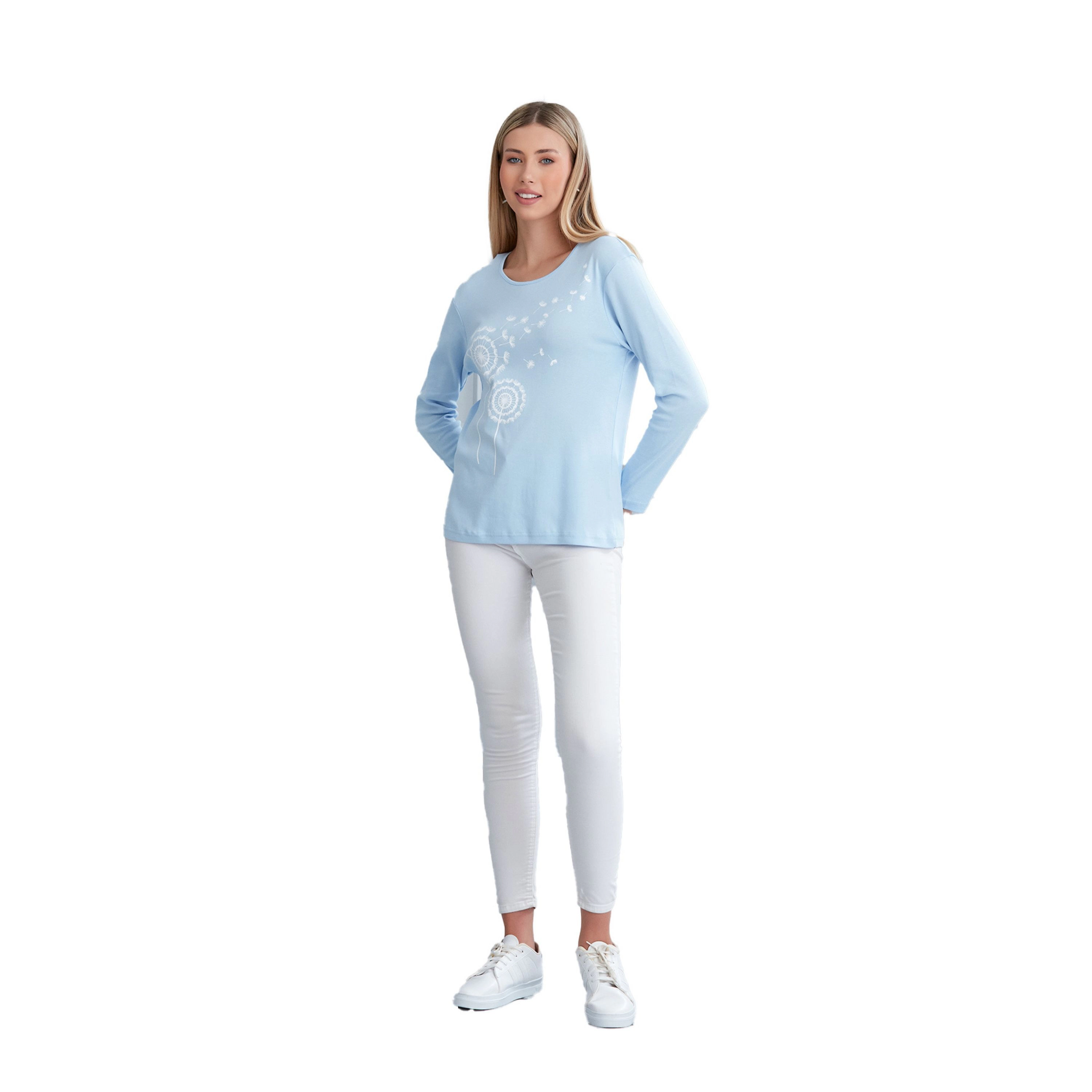 Wear Sierra Women's Long Sleeve Scoop Neck Shirt
