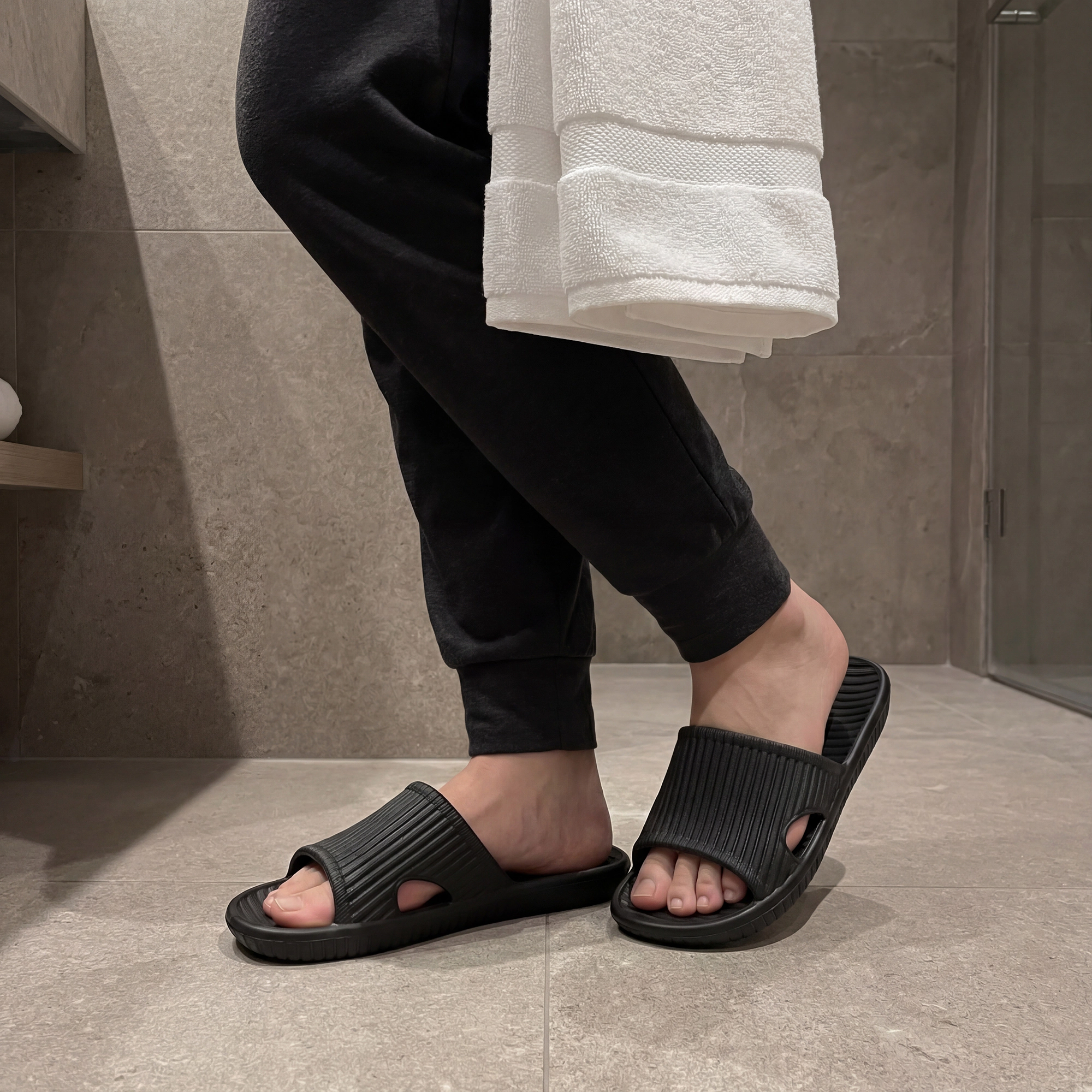 BLISSFUL STEP Women Lightweight Breathable Quick Drying Non Slip House Slippers