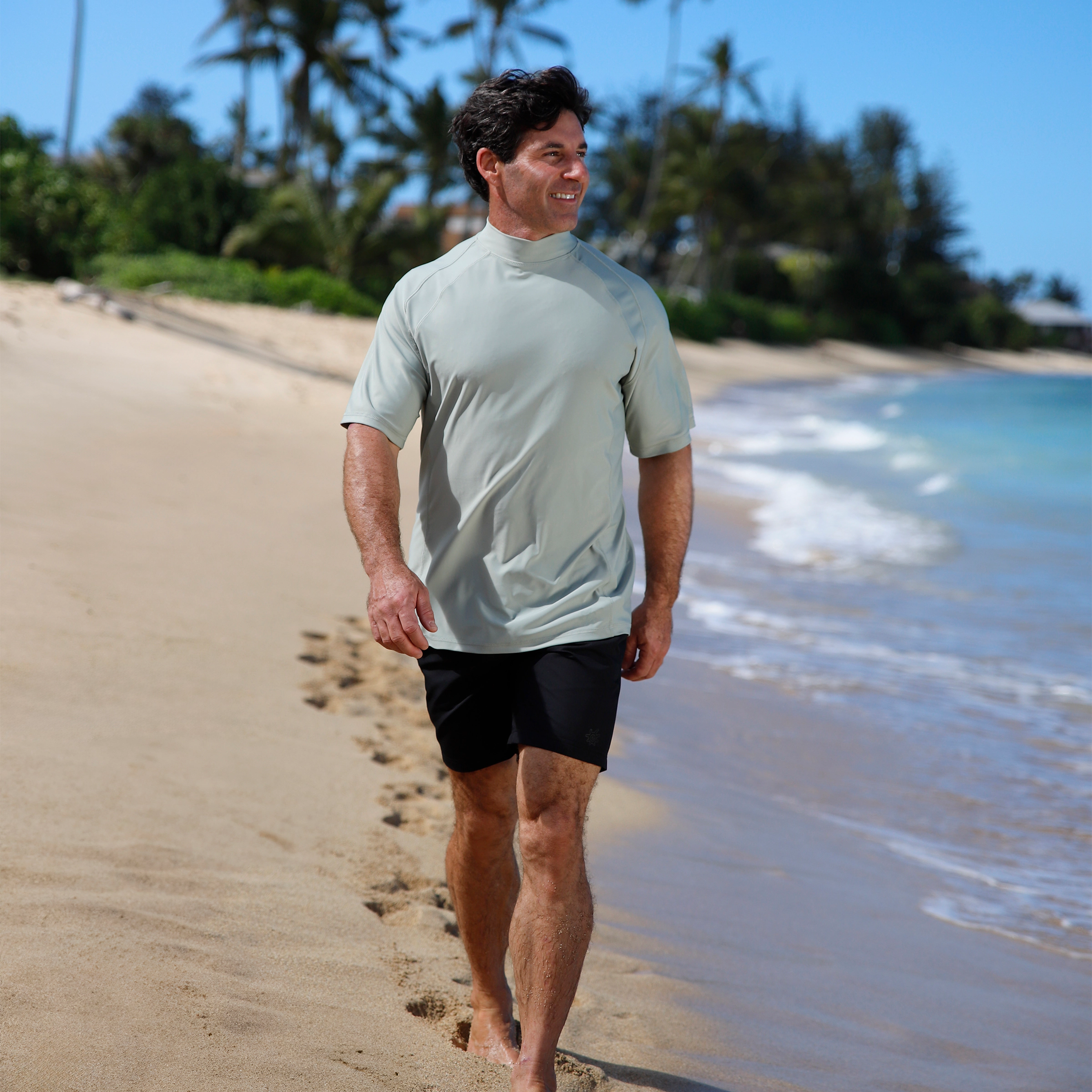 UV Skinz Men's Short Sleeve Active Sun & Swim Shirt
