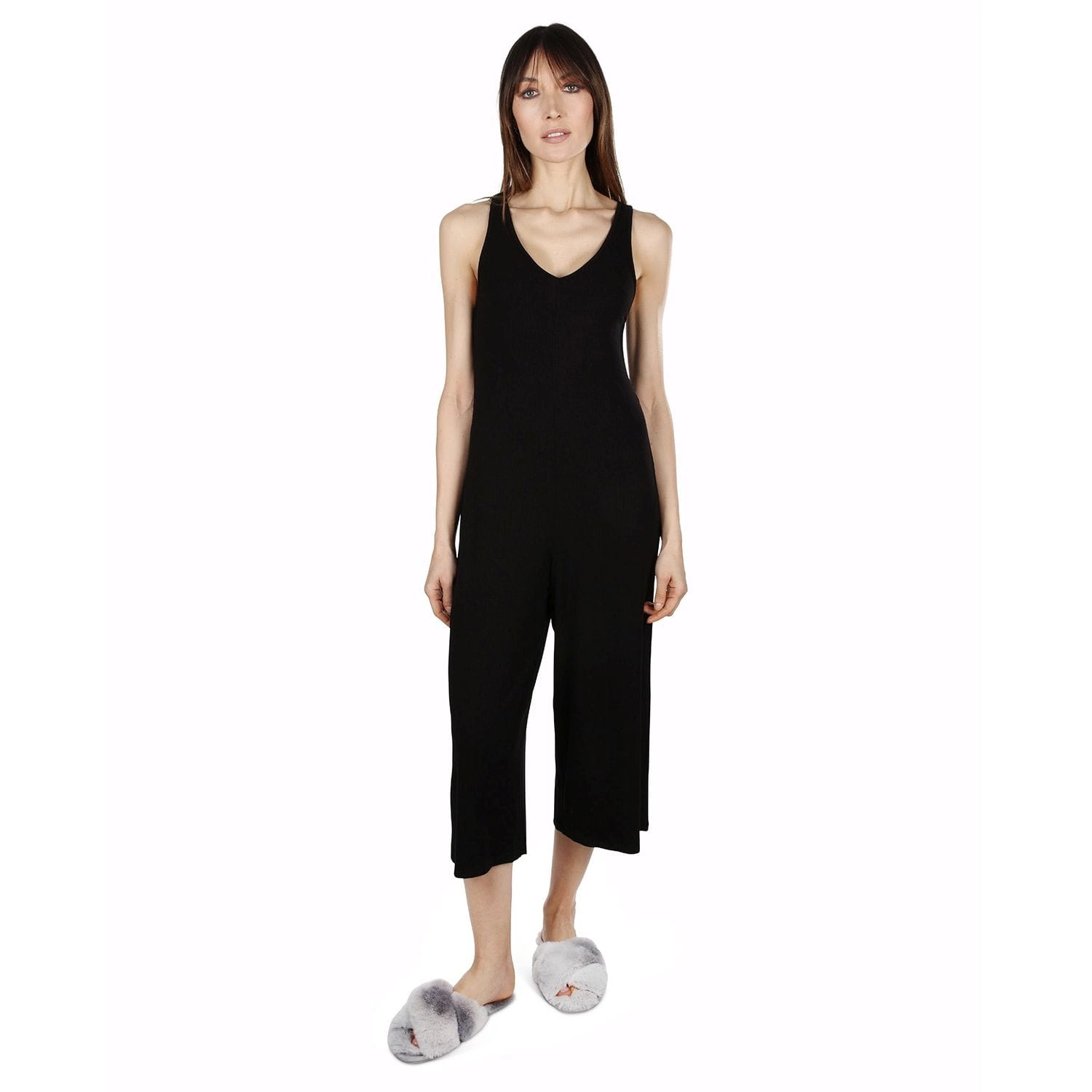 MeMoi Women's V-Neck Luxe Rib Fitted Capri Style Romper