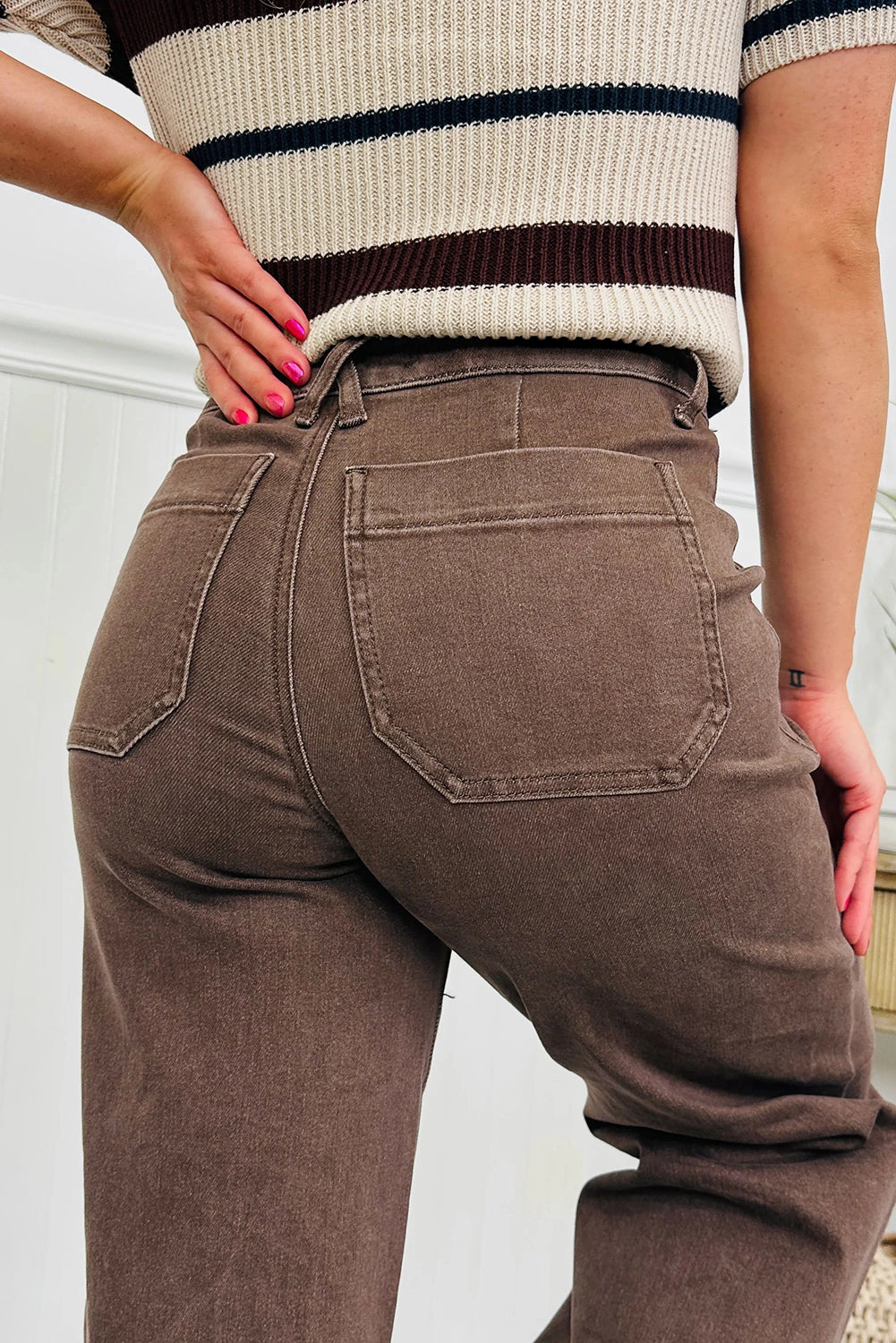 Threaded Pear Women's Elora Washed Patch Loose Jeans