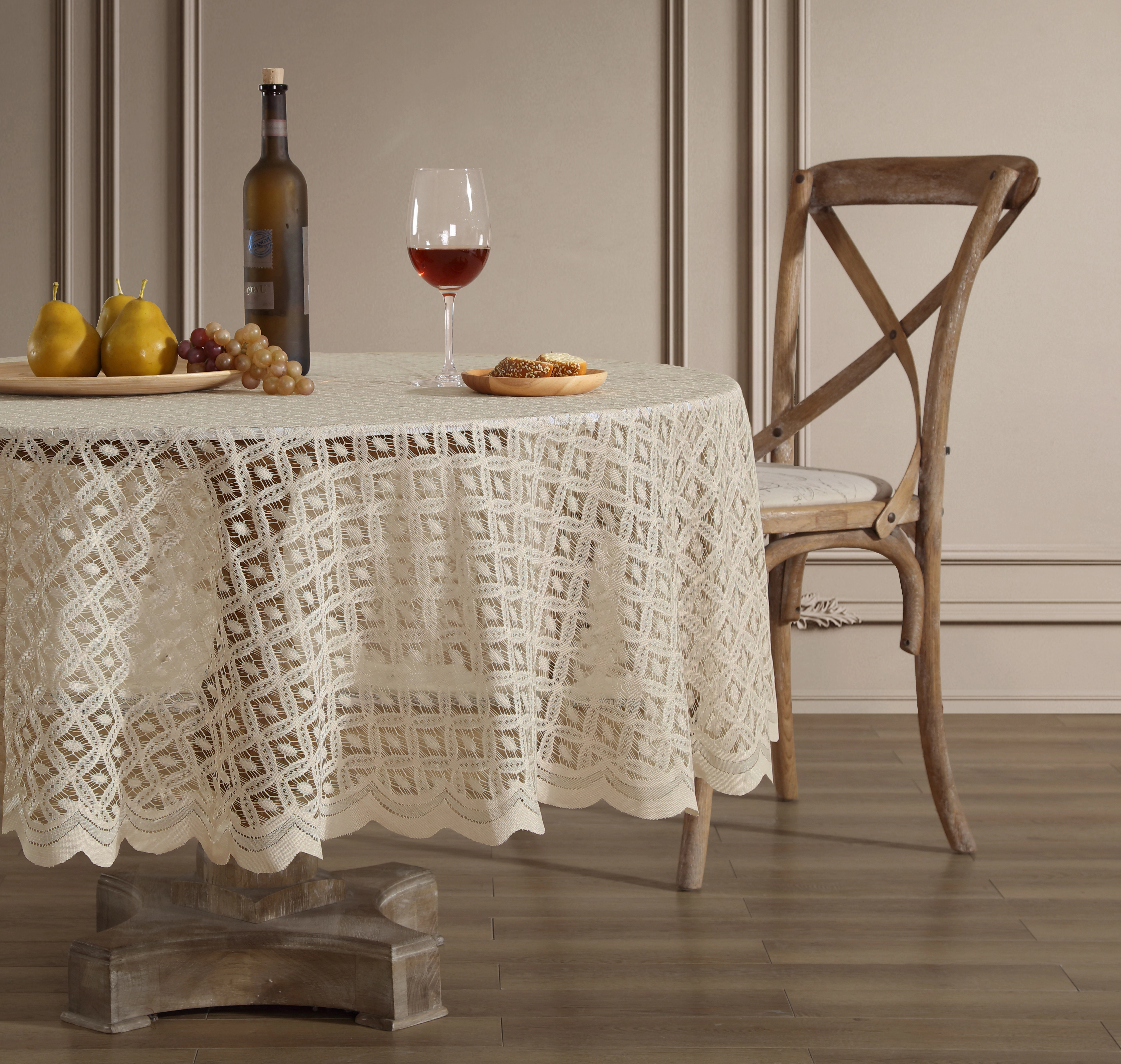 HLC.ME Alona Lace Fabric Wrinke Resistant Scalloped Tablecloth
