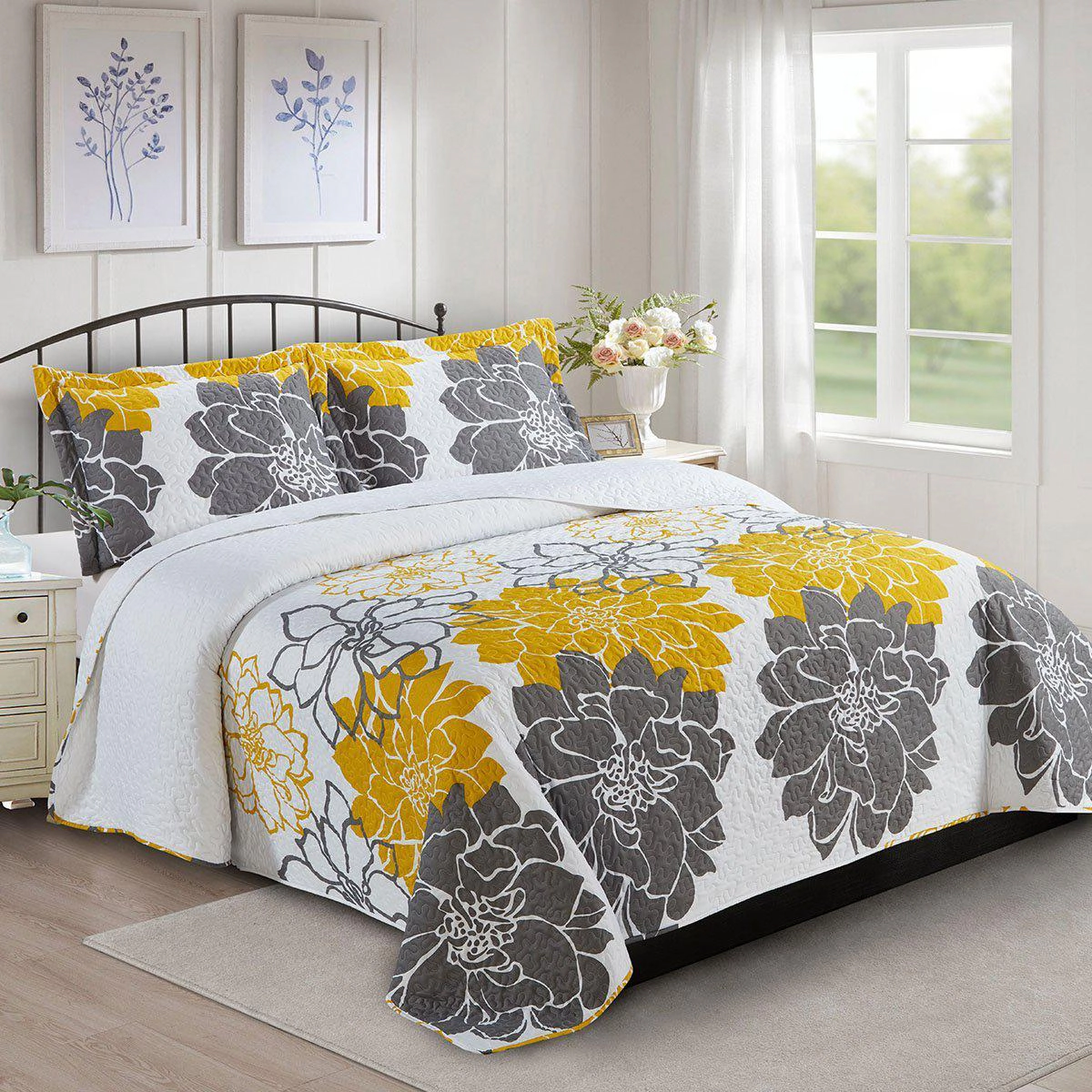 Egyptian Linens Helena Gold Floral Reversible Microfiber Quilt Set
