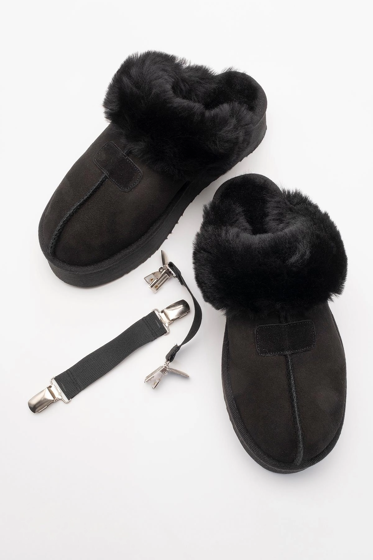 Forever & Always Womens Olessa Leather Fur Slipper