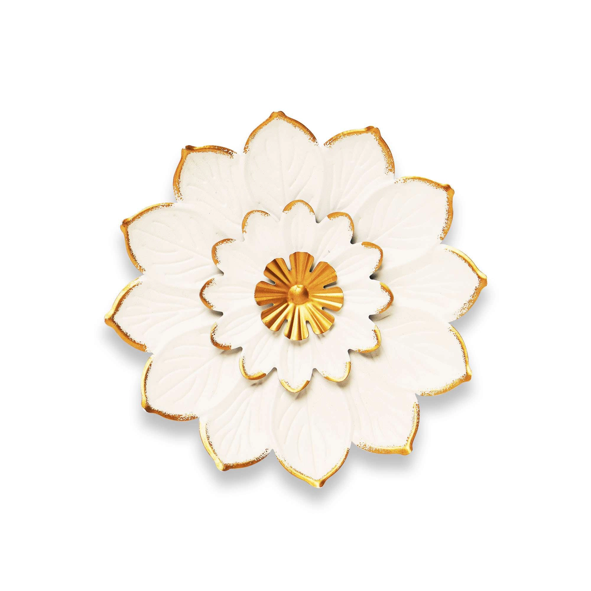 G128 9-inch White and Gold Metal Flower Wall Art - Rustic Floral Wall Hanging for Indoor and Covered Outdoor Spaces