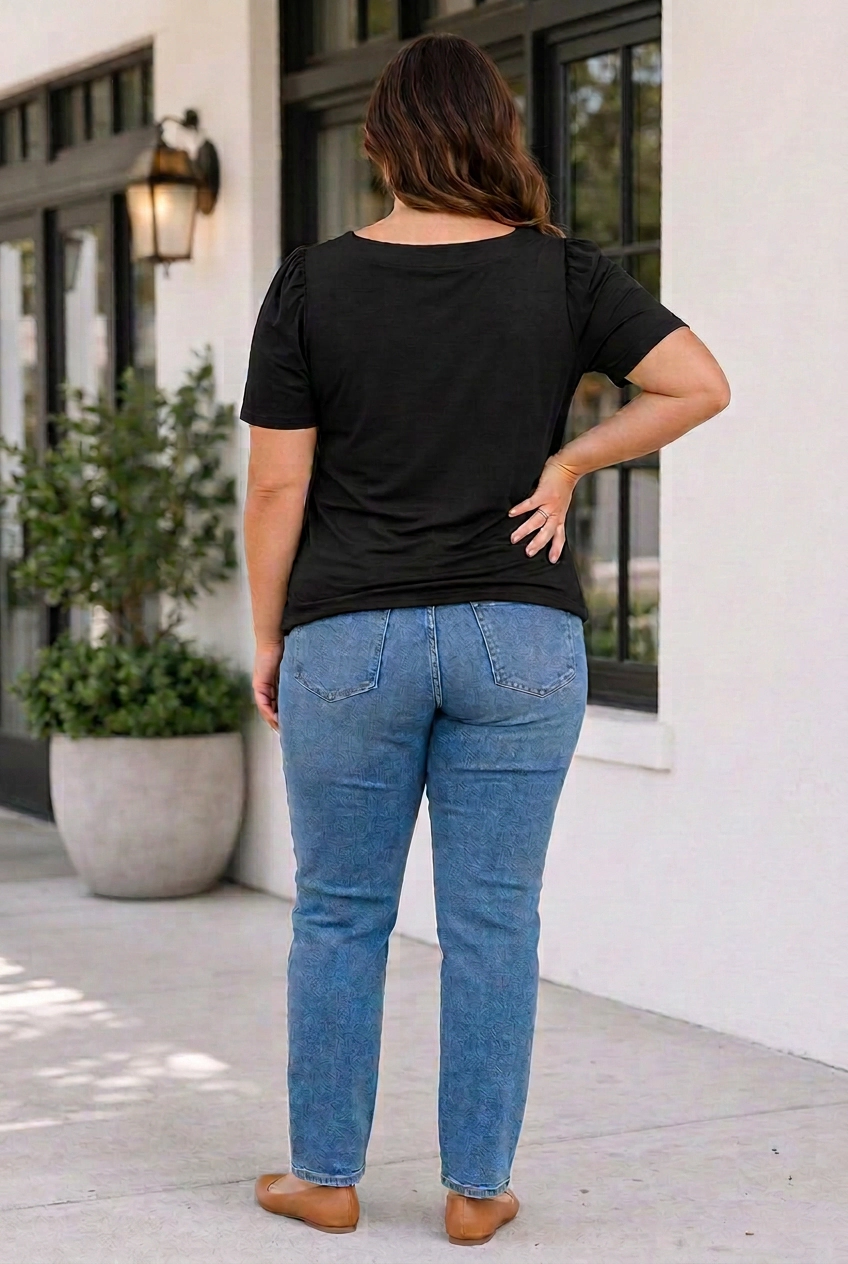 Threaded Pear Kristen Short Sleeve PLUS Top
