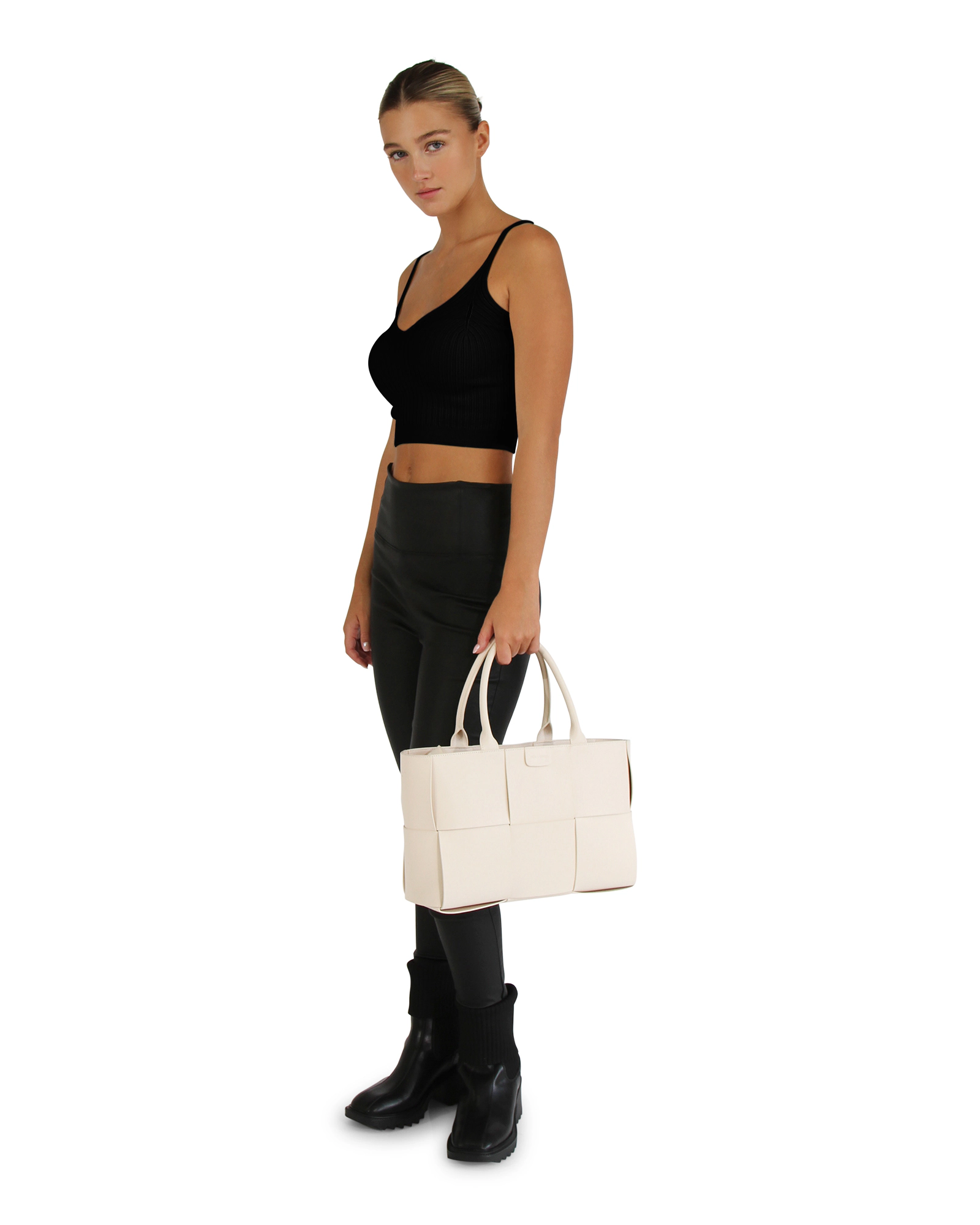 Belle & Bloom Womens All I Need Knit Crop