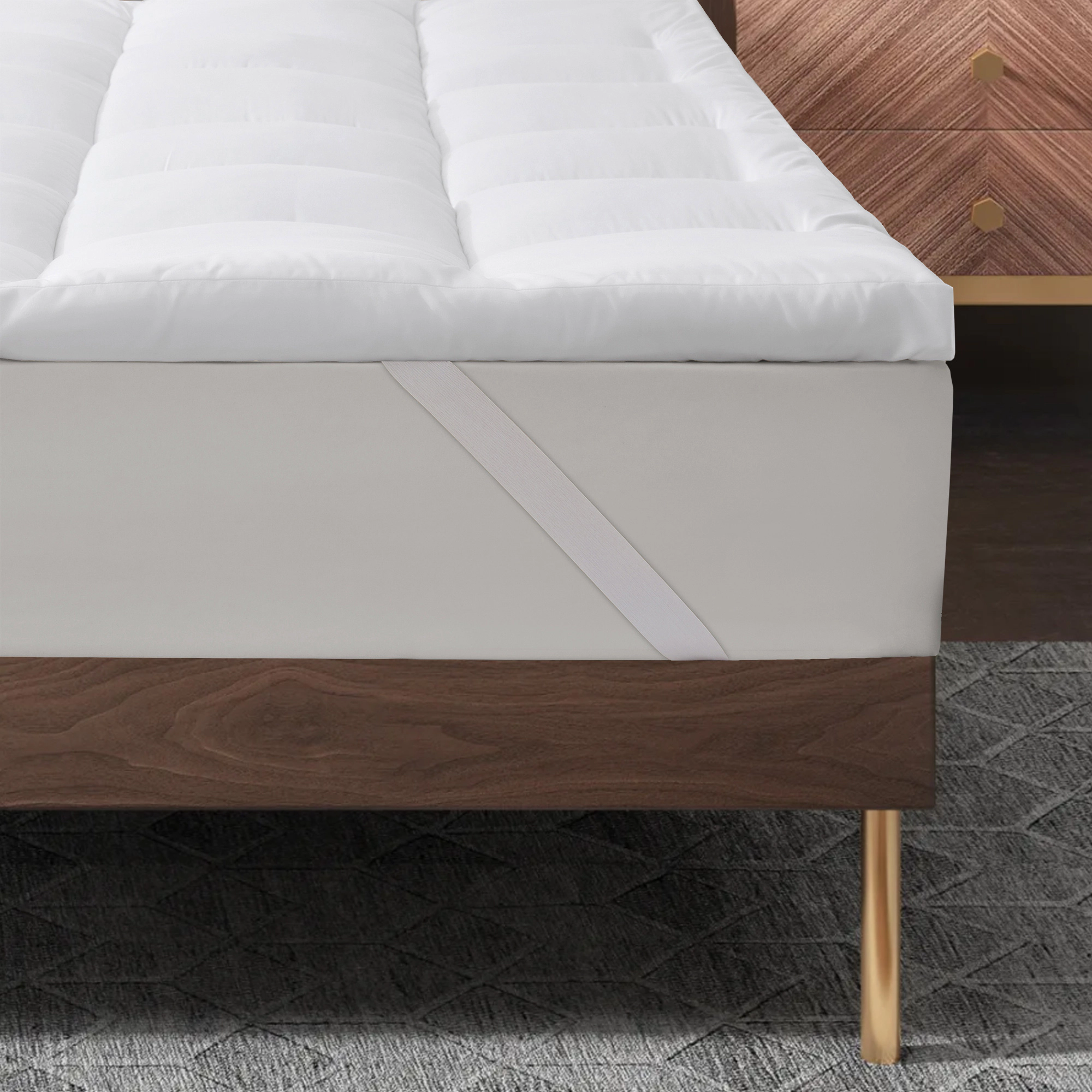 Unikome Ultra Soft Extra Thick Down Alternative Mattress Topper
