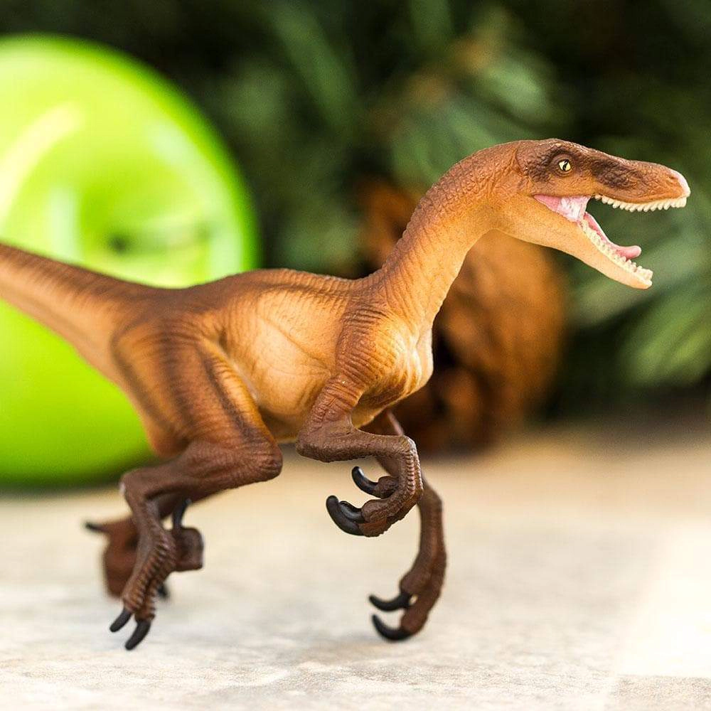 Safari Ltd. - Velociraptor Kids Prehistoric/Dinosaur Toy Figure