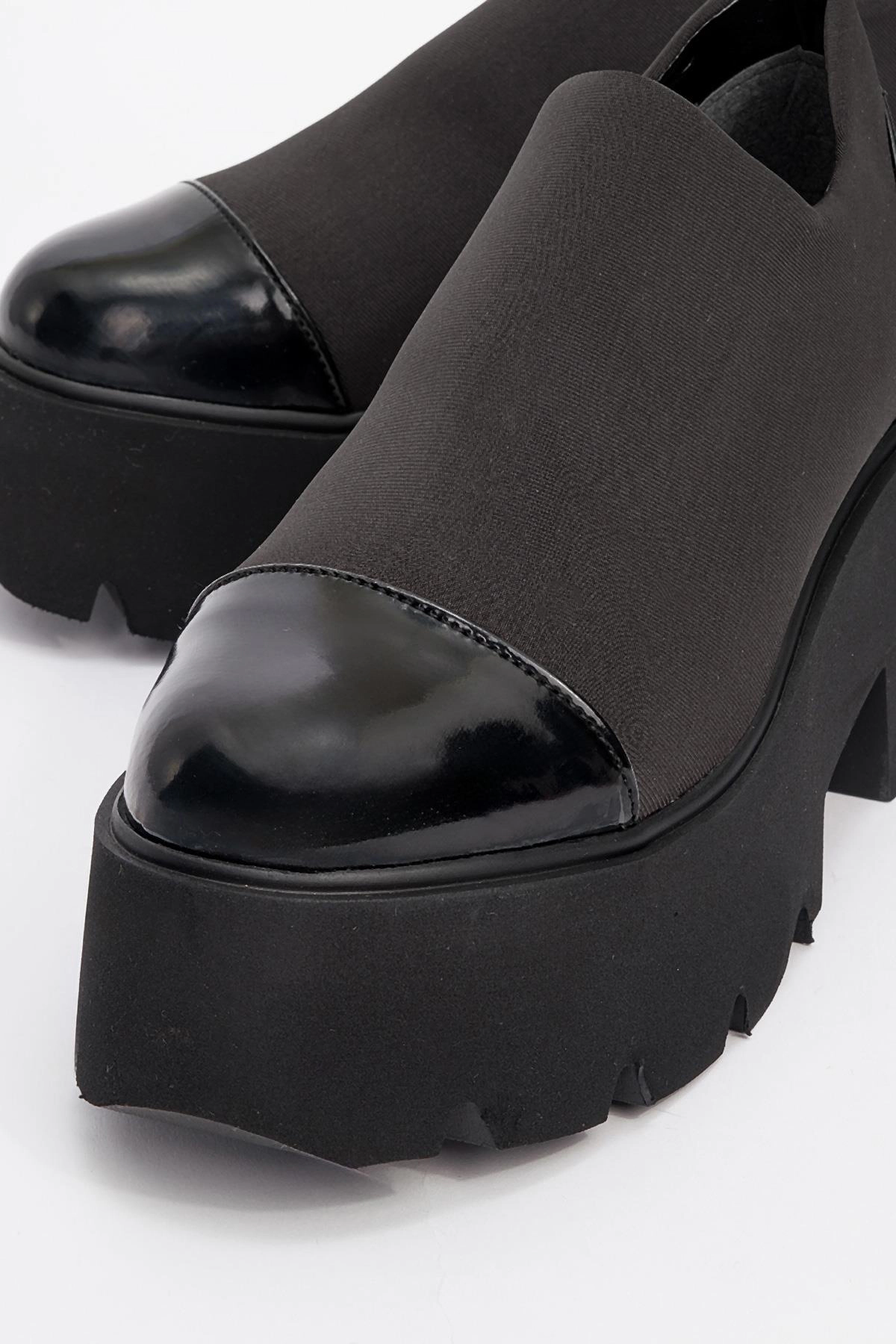Prologue Shoes Womens Grena Platform Slip On