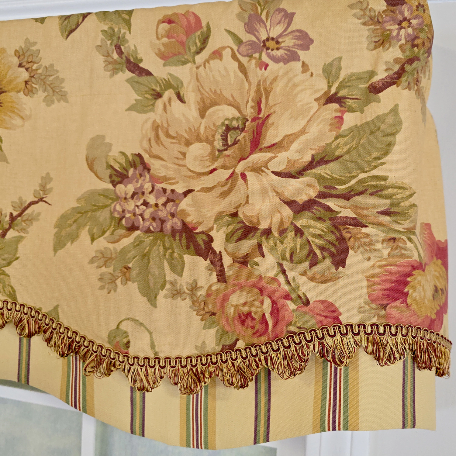 RLF Home 100% Cotton Dewsbury Glory  Fully lined Windows Rod Pocket Valance 50" x 16"  Beige