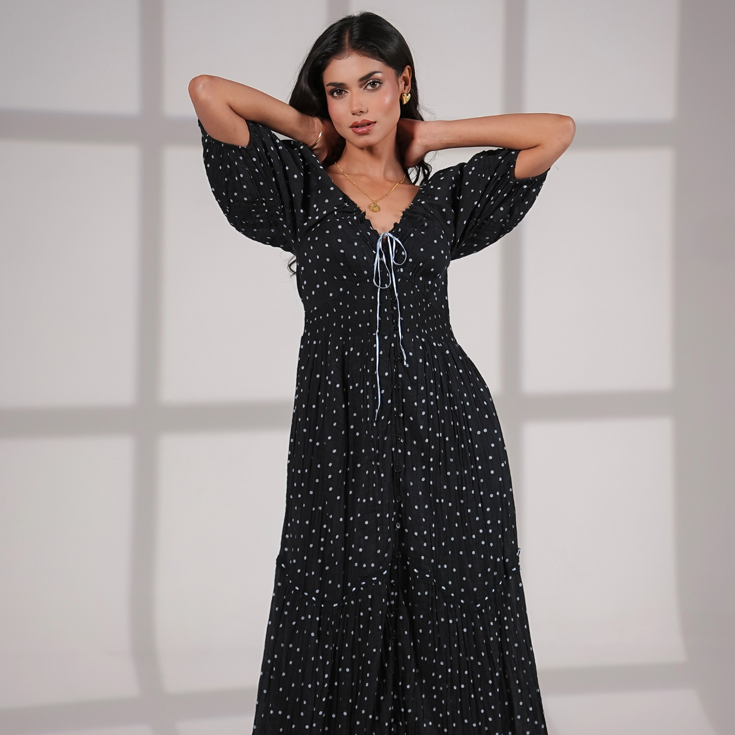 Rose & Nancy Women's Eloise Black Blue Spot Print Cotton Crinkle Maxi Dress