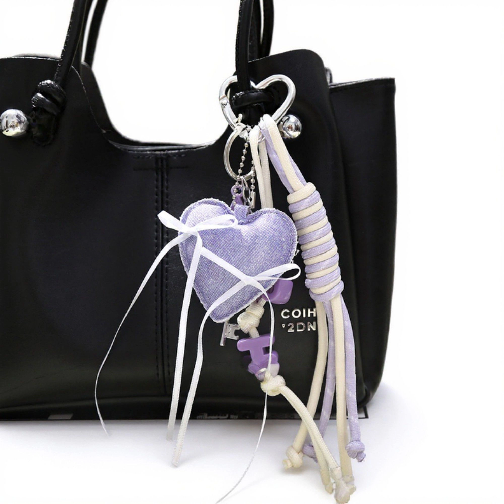 Alilang Women's Heart Charm Keychain with Ribbon Tassels and Alphabet Beads