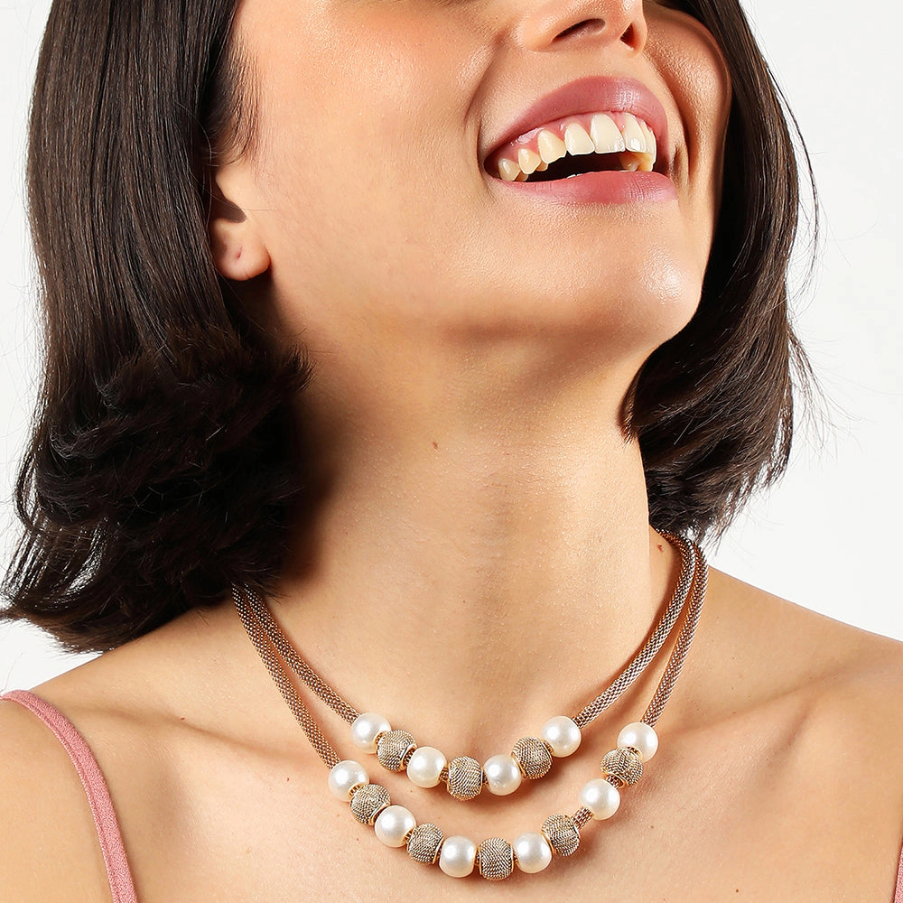 SOHI Women's Gold Plated Pearl Necklace
