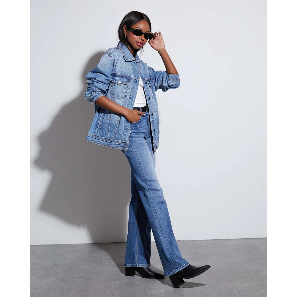 EadianDree Women Oversized Long Sleeve Denim Jacket Classic Lapel Button Down Trucker Coat