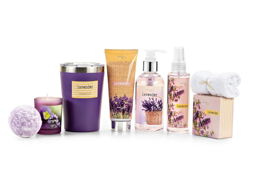 Freida and Joe  Women Lavender Ultimate Spa Box – Elegant Mother's Day Spa Set