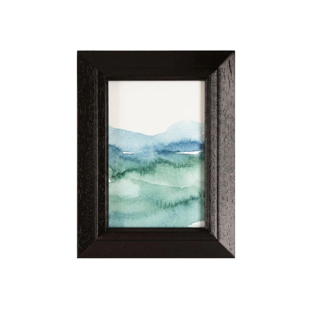 Jiallo Classic Black Wood 8x6 Photo Frame for 4x6 Photos