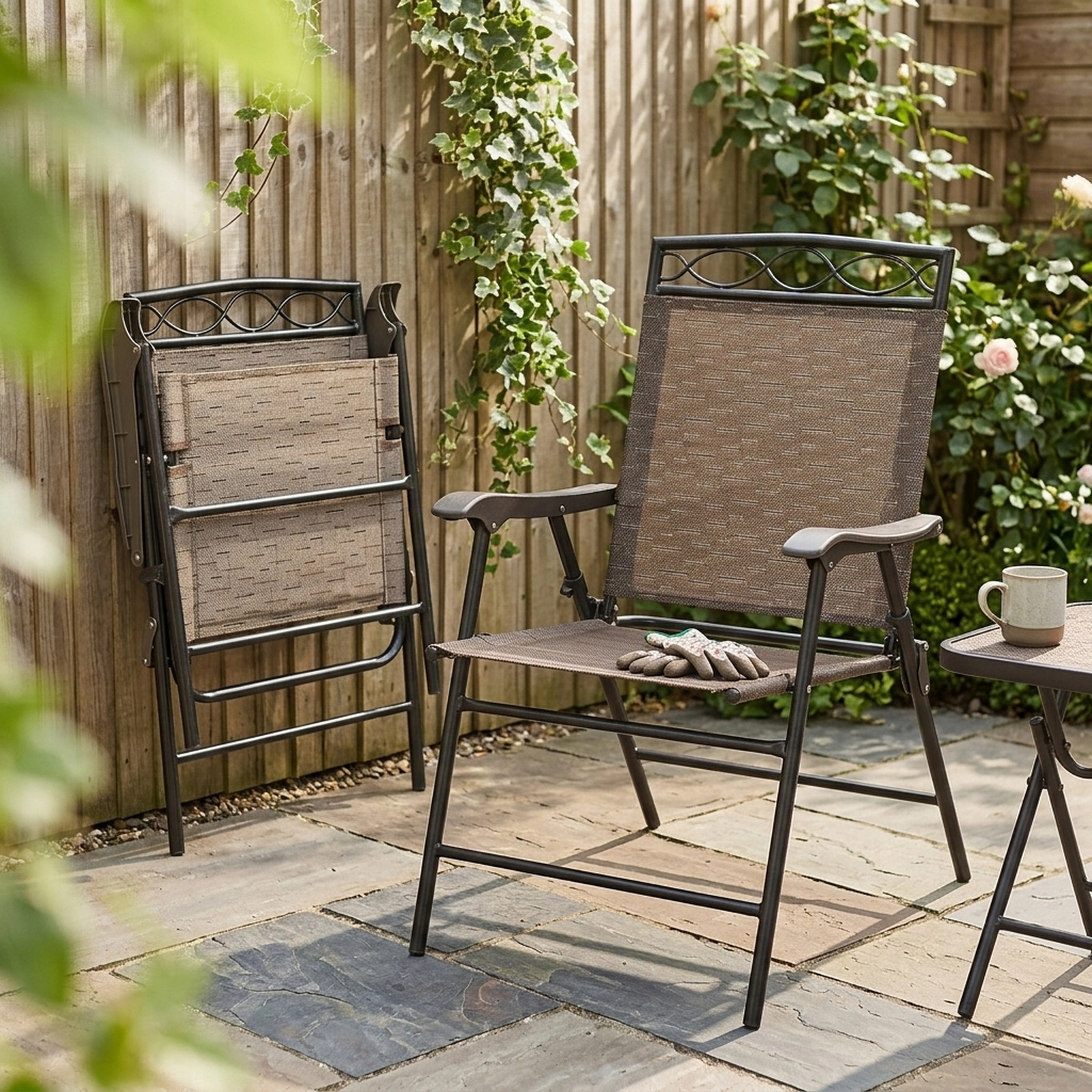 SUGIFT Set of 4 Folding Patio Chairs with Armrests, Black