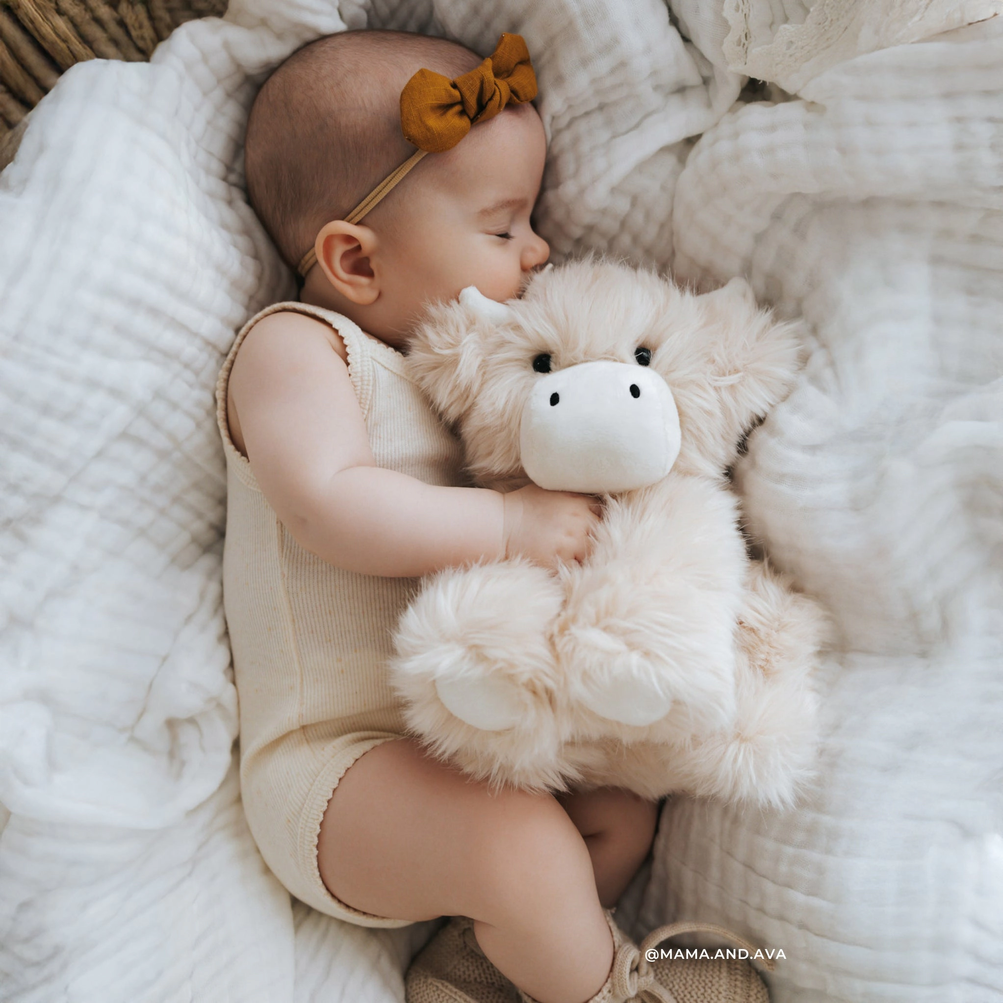 Snuggle Bunnies Hilda the Highland Cow 9"