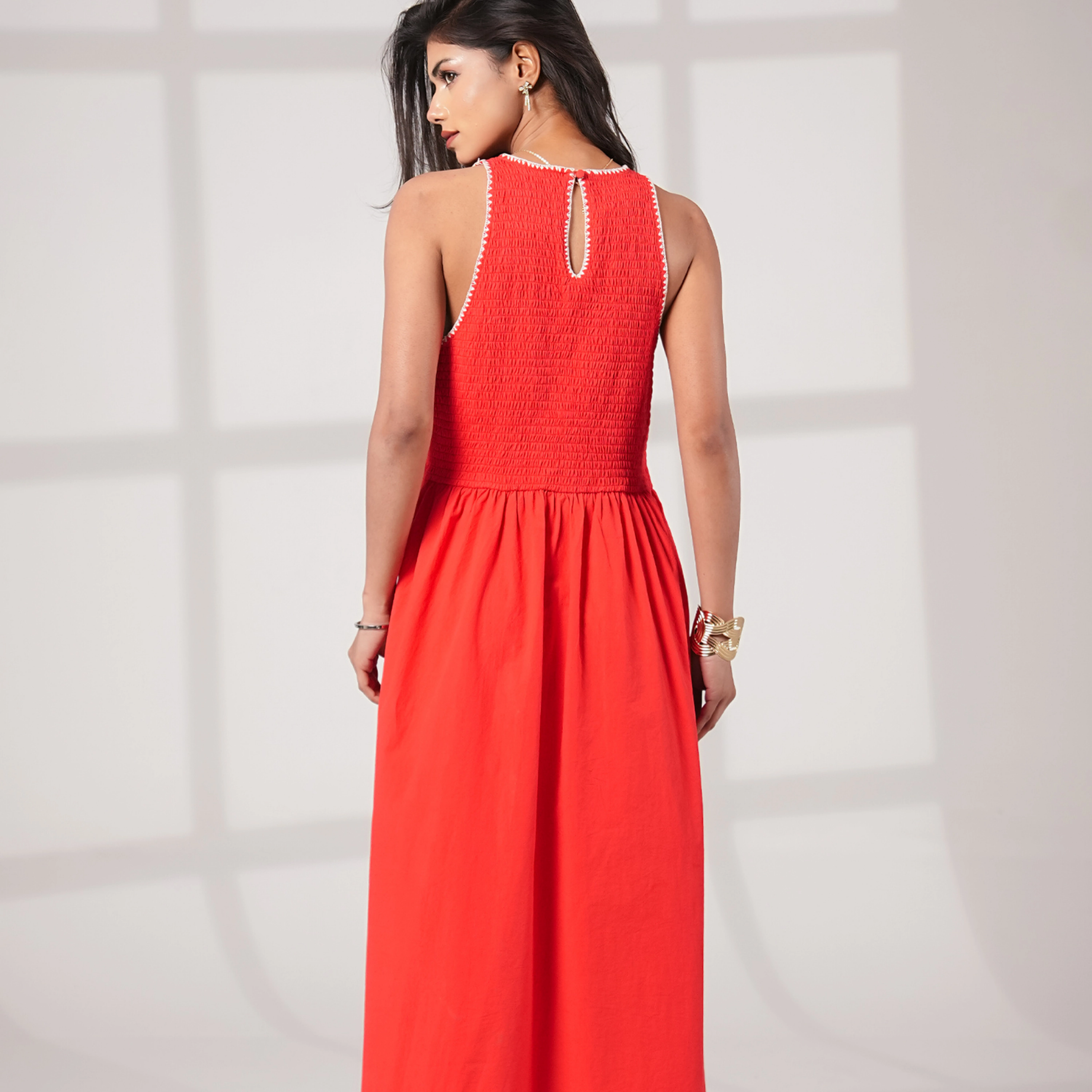 Rose & Nancy Women's Issy Red Smocked Cotton Maxi Dress