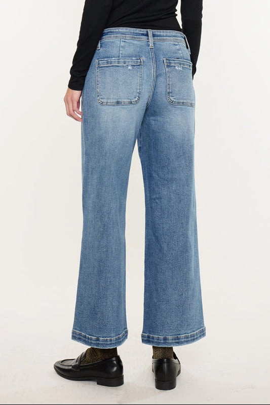 KanCan Women's Essentials Mid Rise Ankle Wide Jeans Amma