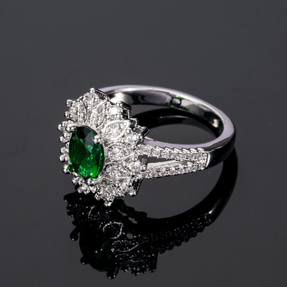 Classical Floral Ring Oval Cut Green Stone Promise Ring