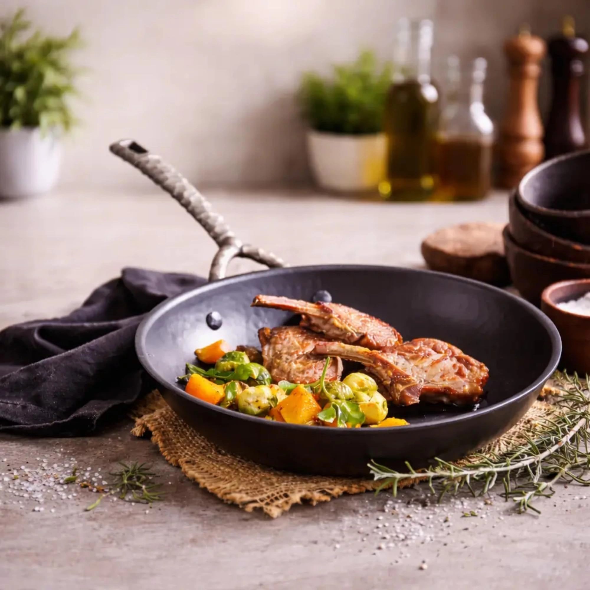 Alva Artist 11 Inch Carbon Steel Frying Pan - Induction and Oven Safe