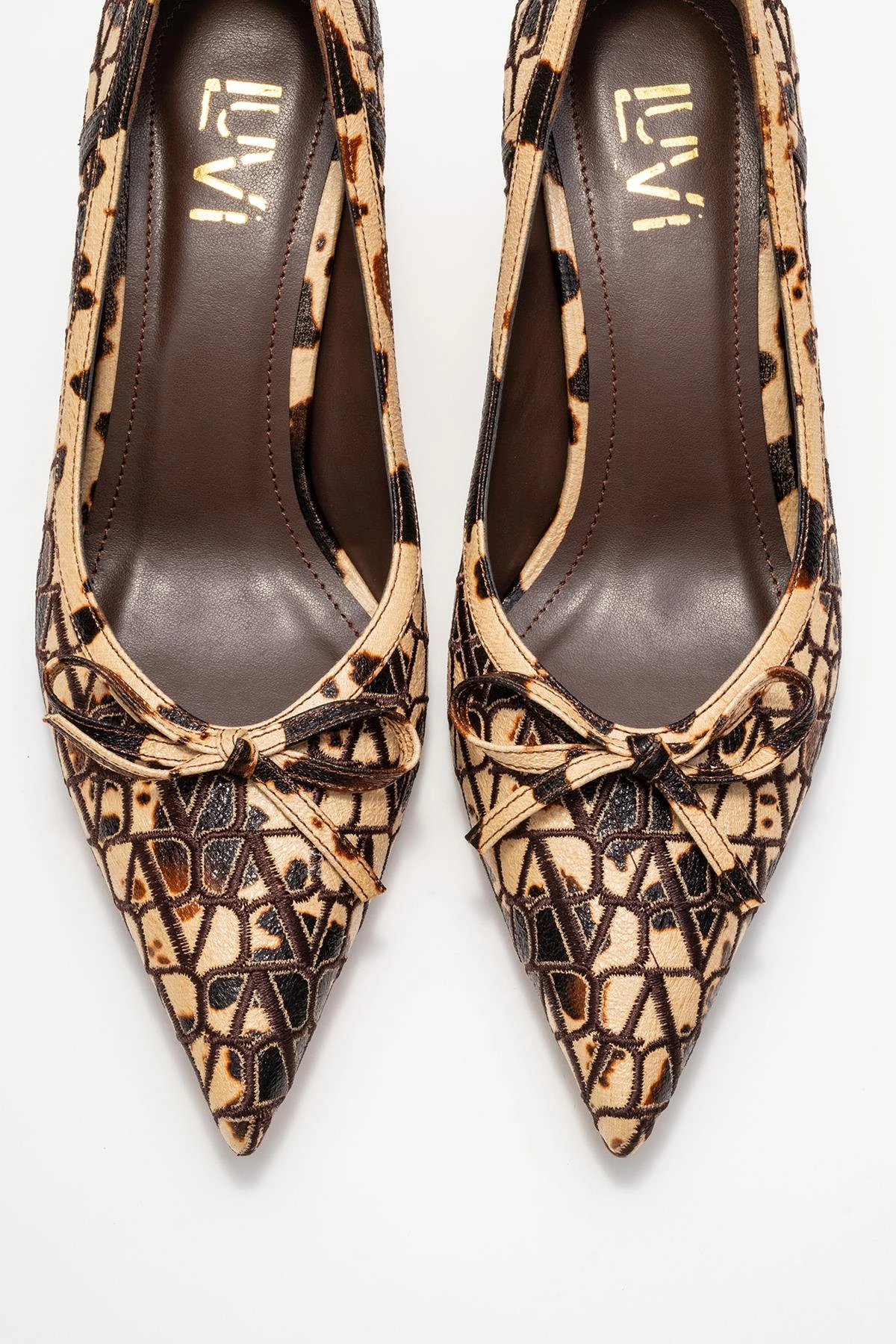 Prologue Shoes Womens Camden Bow Pointed Toe Pump