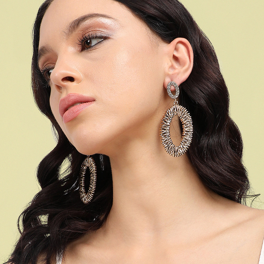 SOHI Women's Antique Gold Party Drop Earrings
