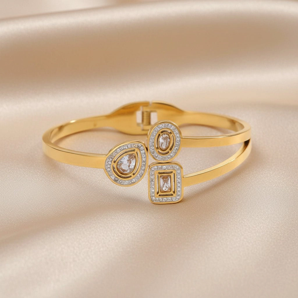 DressAtR Women's Plaid 18K Gold Plated Bangle Bracelet