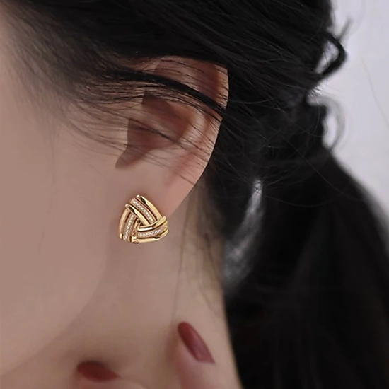 Wardrobe Whimsy Womens Interwoven Triangle Pave Cubic Zirconia Clip‑On Stud Earrings