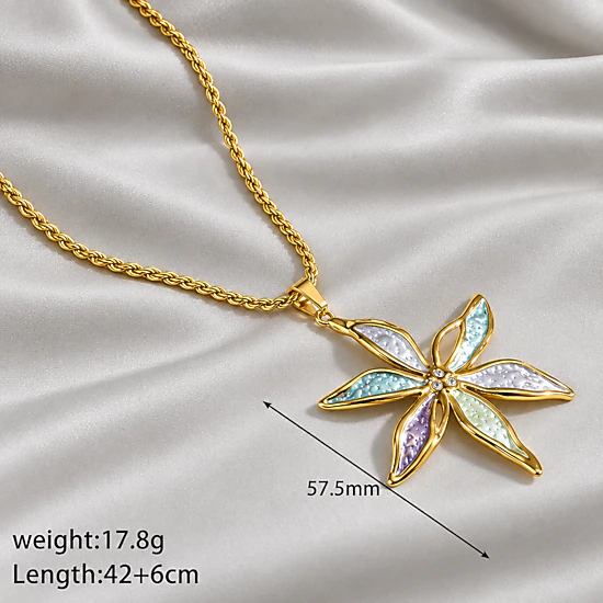DressAtR Women's 18K Gold Plated Fancy Flower Necklace