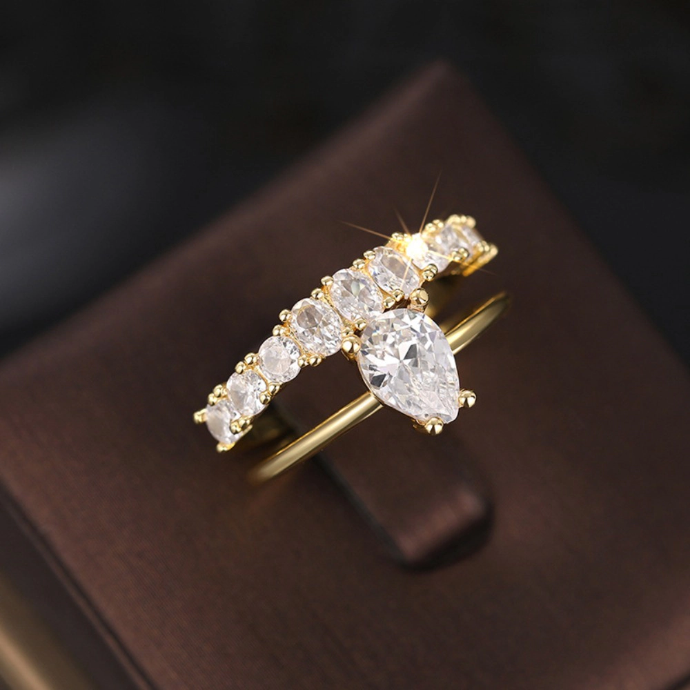 2pcs Elegant Double Layered Zirconia Ring