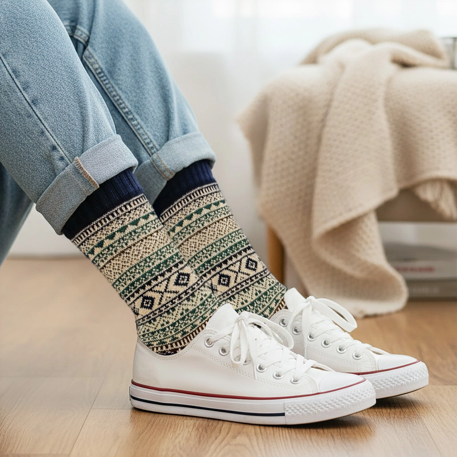 Wrapables Women's Nordic Winter Warm Crew Wool Socks (Set of 5)