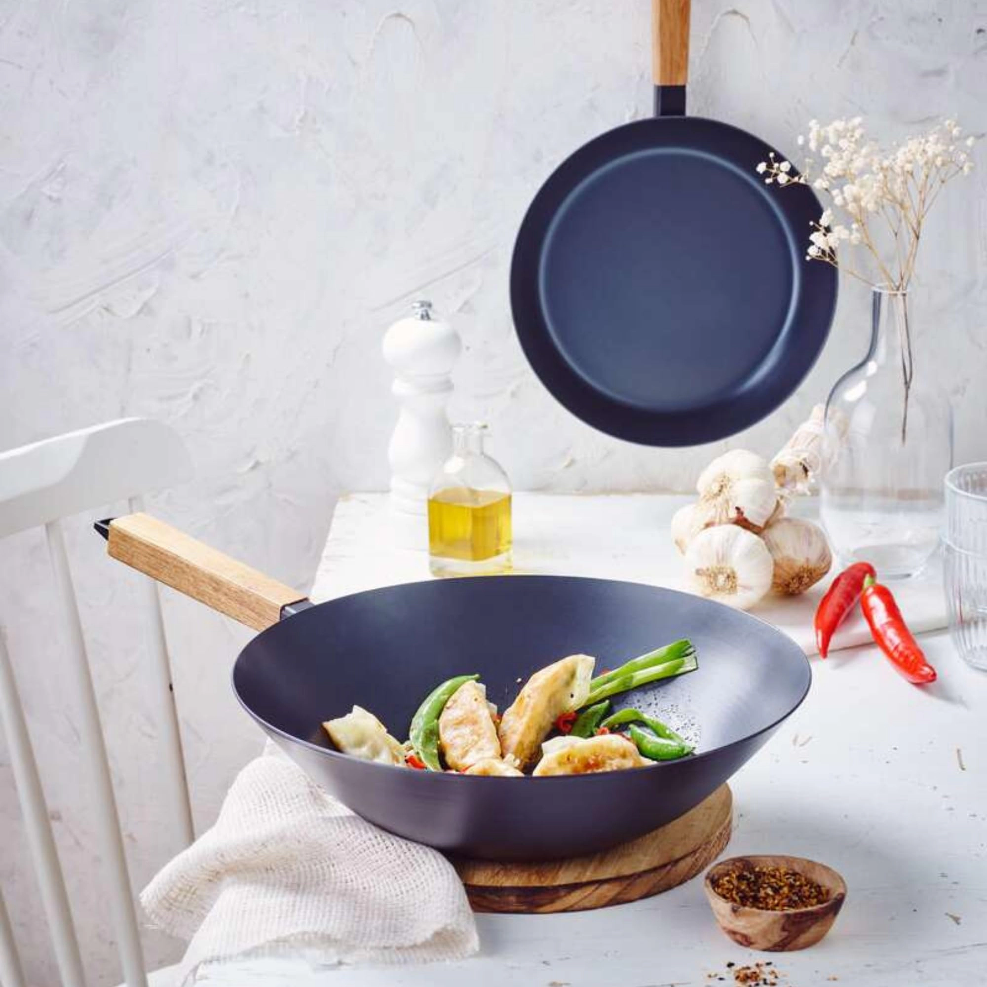 Alva Forest 12" Carbon Steel Wok Pan, Naturally Nonstick Pre-Seasoned with Acacia Wood Handle
