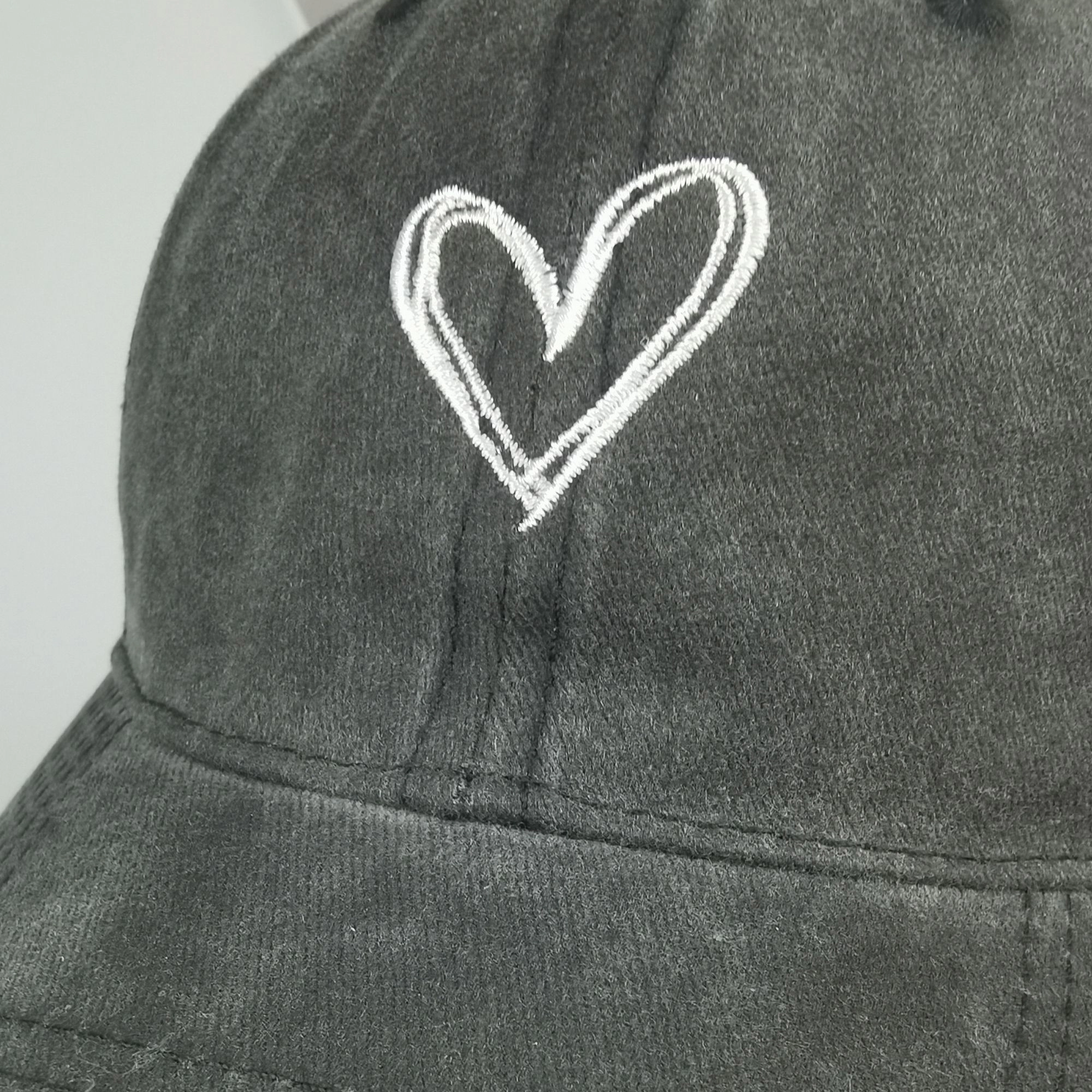Anna-Kaci Women's Valentine Heart Embroidered Baseball Cap Low Bun Soft Cotton Trucker Hat