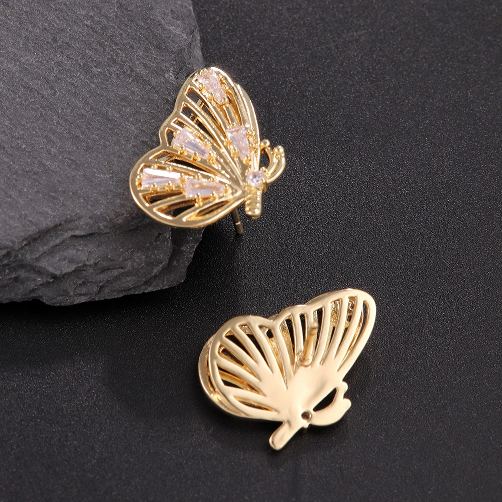 Exquisite Hollow Zirconia Butterfly Stud Earring