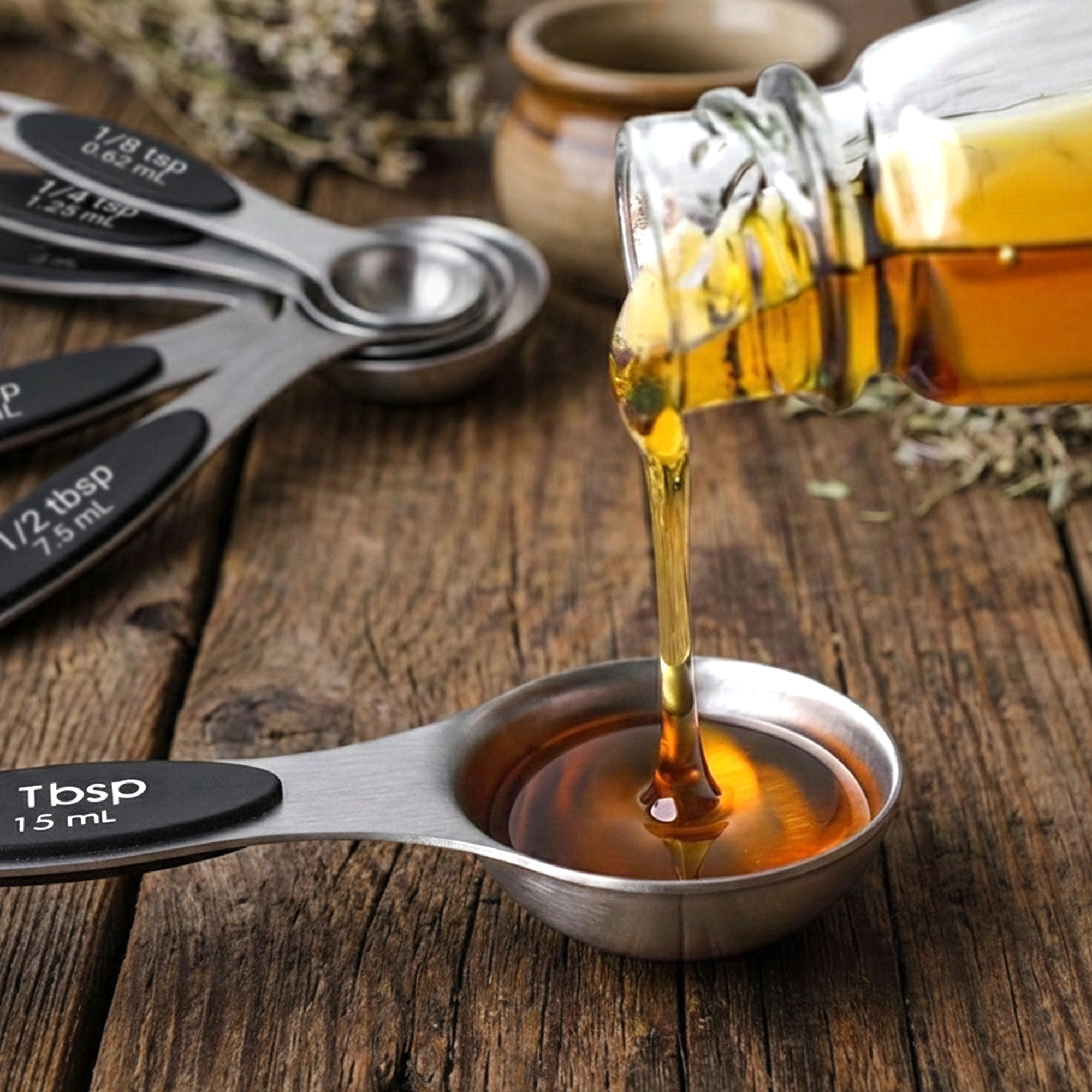 Cheer Collection Magnetic Stainless Steel Measuring Spoons Set, 8 Piece