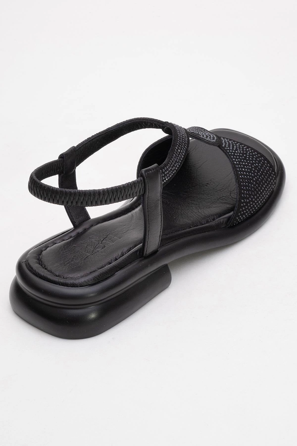 Forever & Always Womens Sieglinde Embellished Leather Sandals