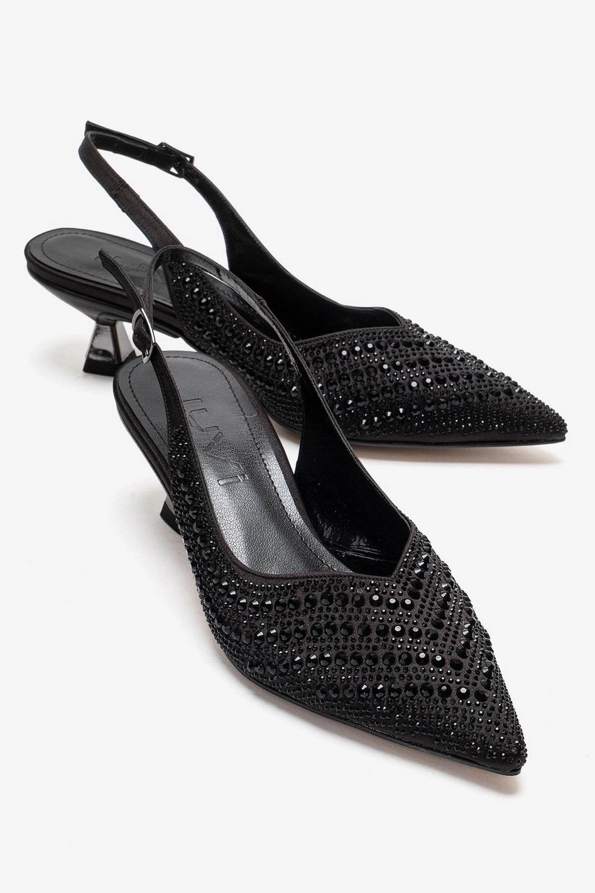 Prologue Shoes Womens Royale Embellished Kitten Heel Pump