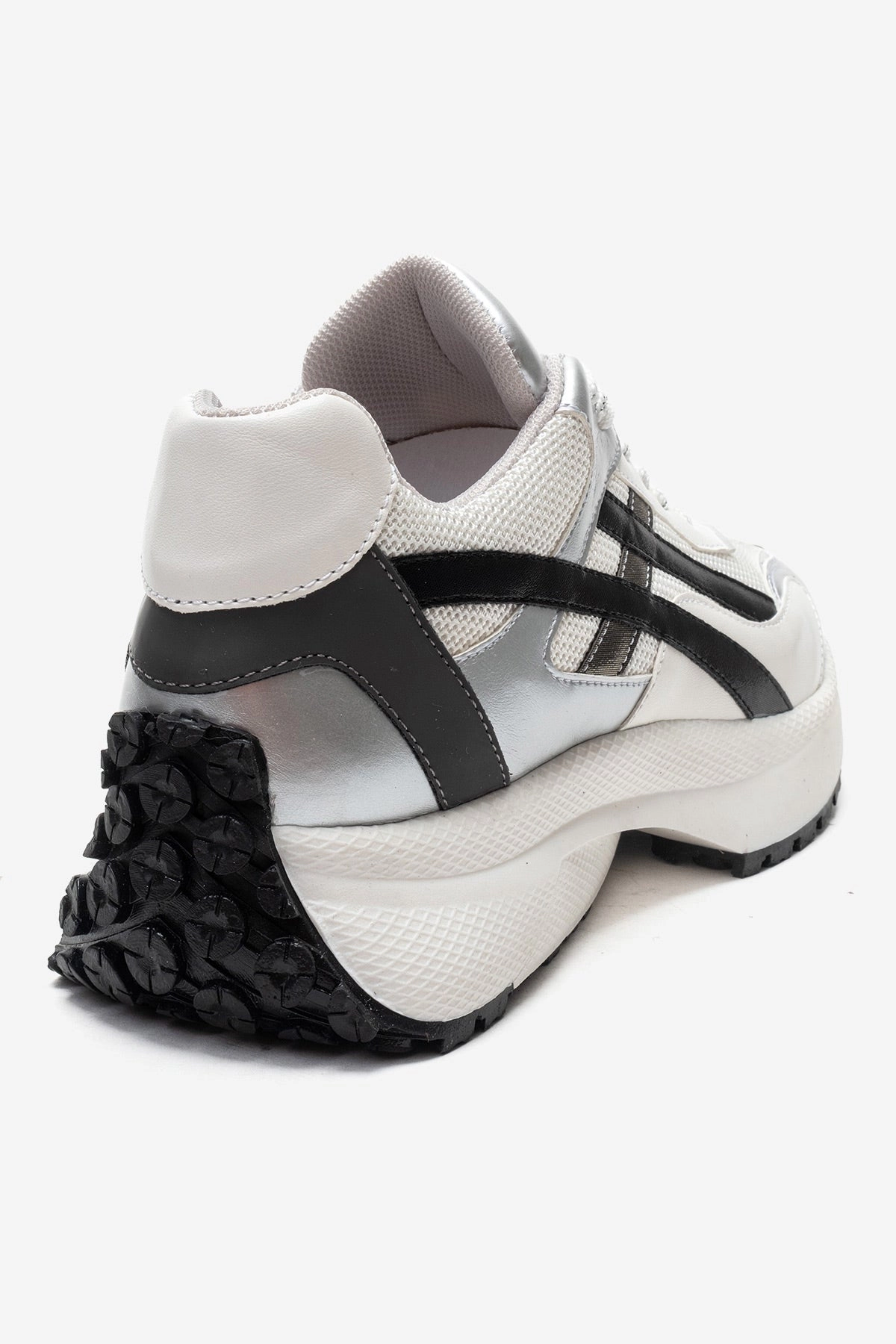 Prologue Shoes Womens Calina Sneaker