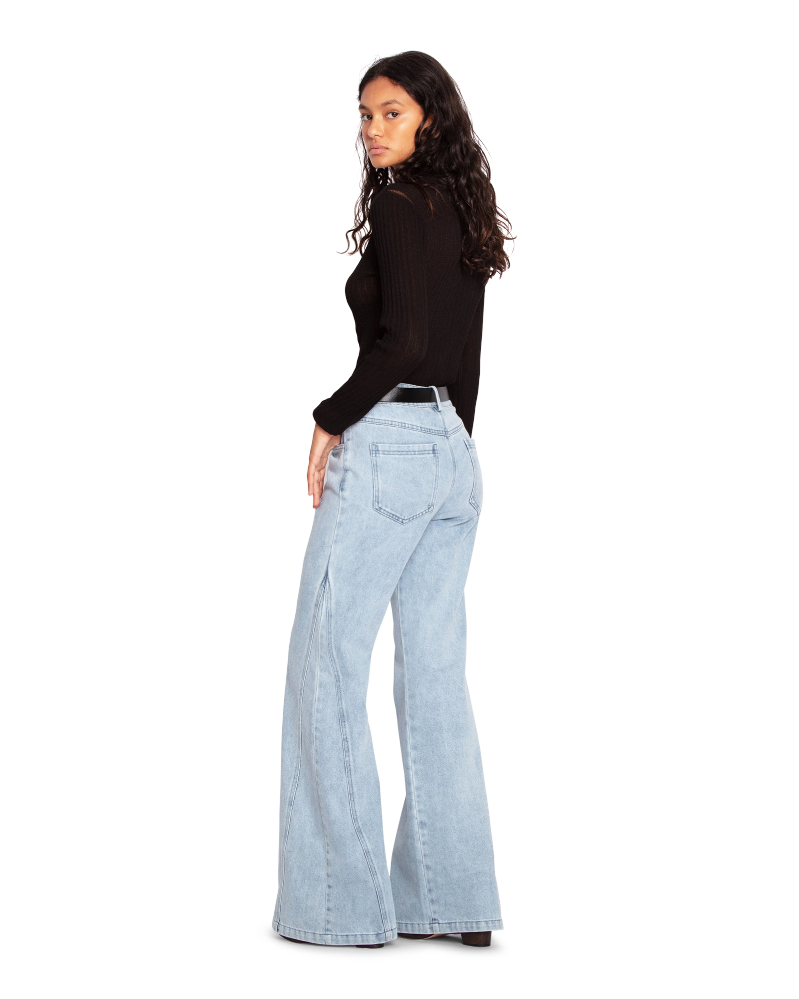 Belle & Bloom Womens Brooklyn Knitted Turtleneck